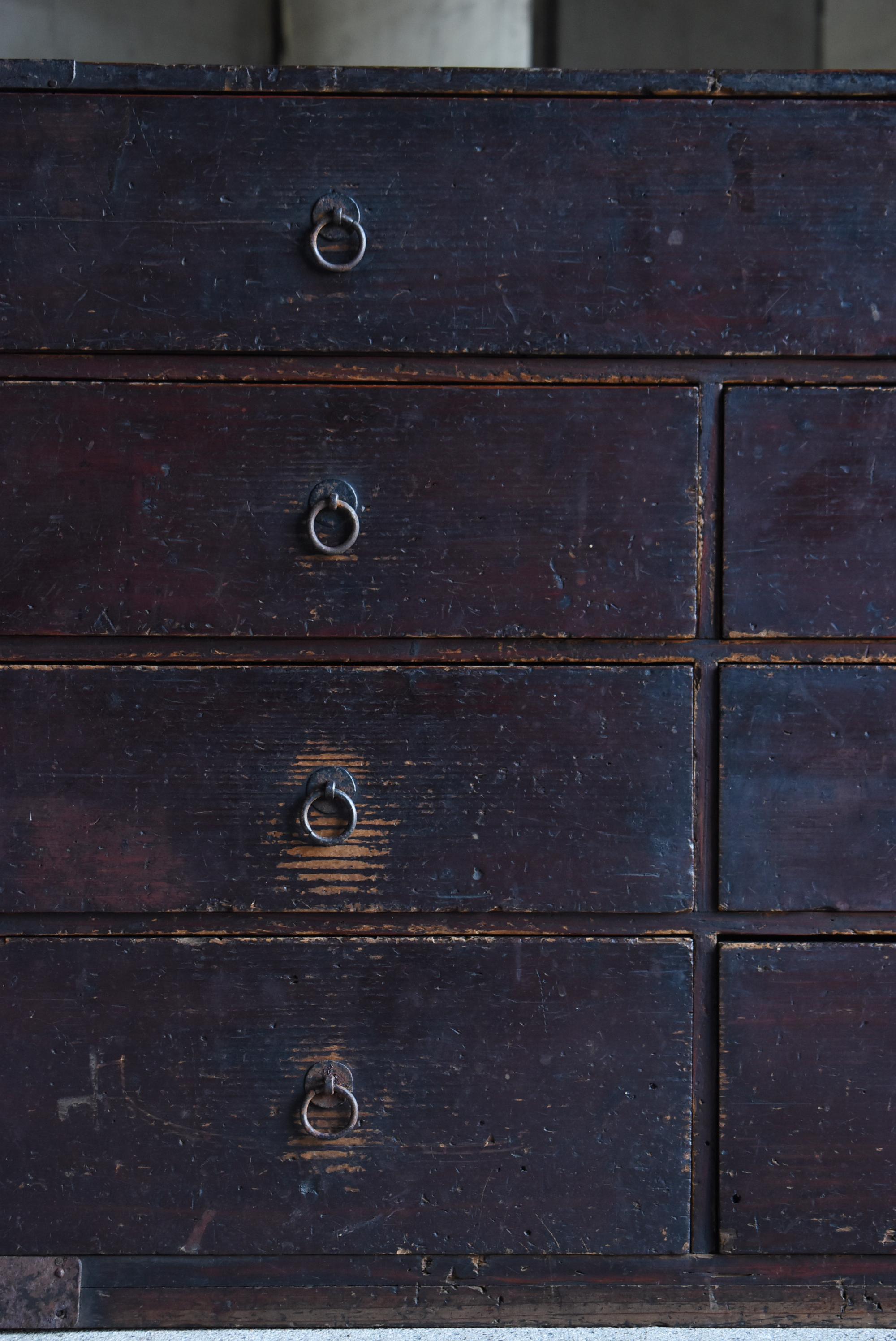 Coffre à tiroirs japonais ancien 1860s-1920s / Tansu Sideboard Wabi Sabi en vente 6