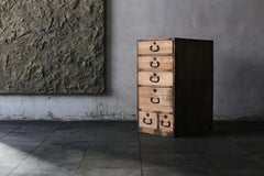 Tiroir japonais ancien de couleur naturelle 1860s-1900s / rangement Tansu Wabisabi