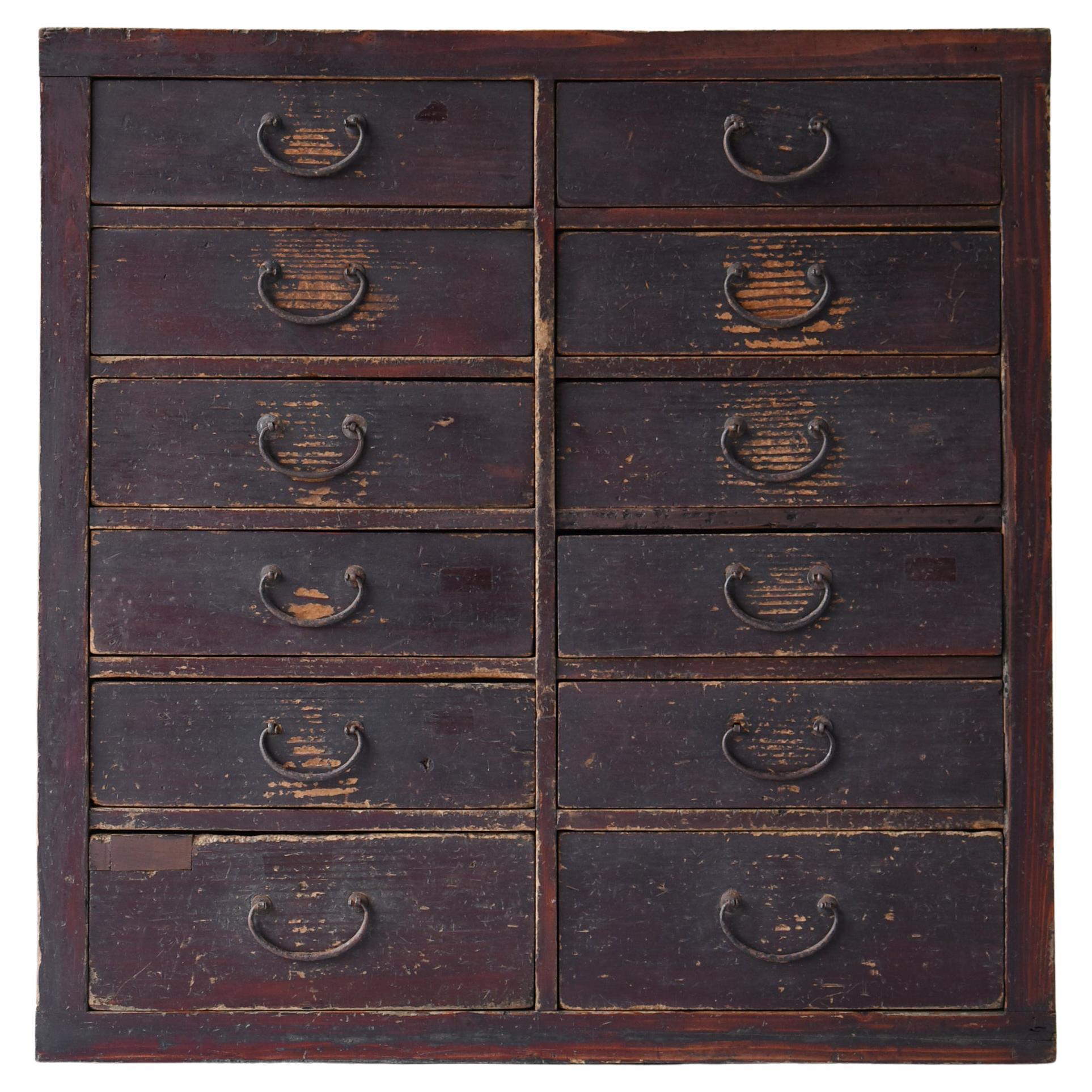 Japanische antike Schubladenaufbewahrung 1860er-1920er Jahre / Tansu Sideboard Wabisabi, Wabisabi