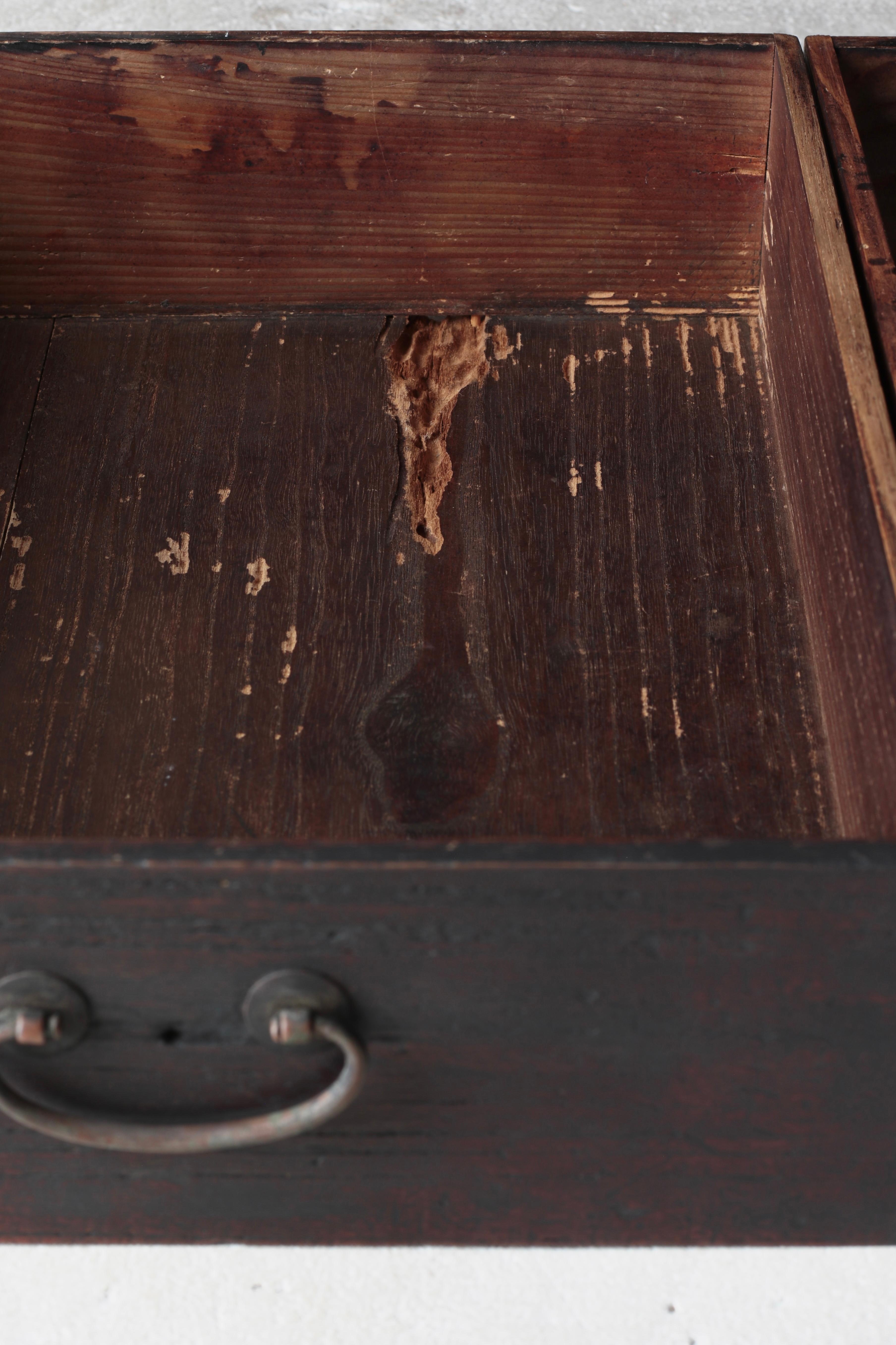 Cassetto antico giapponese / Tansu di stoccaggio / 1868-1912 / Wabi-Sabi Mingei in vendita 10
