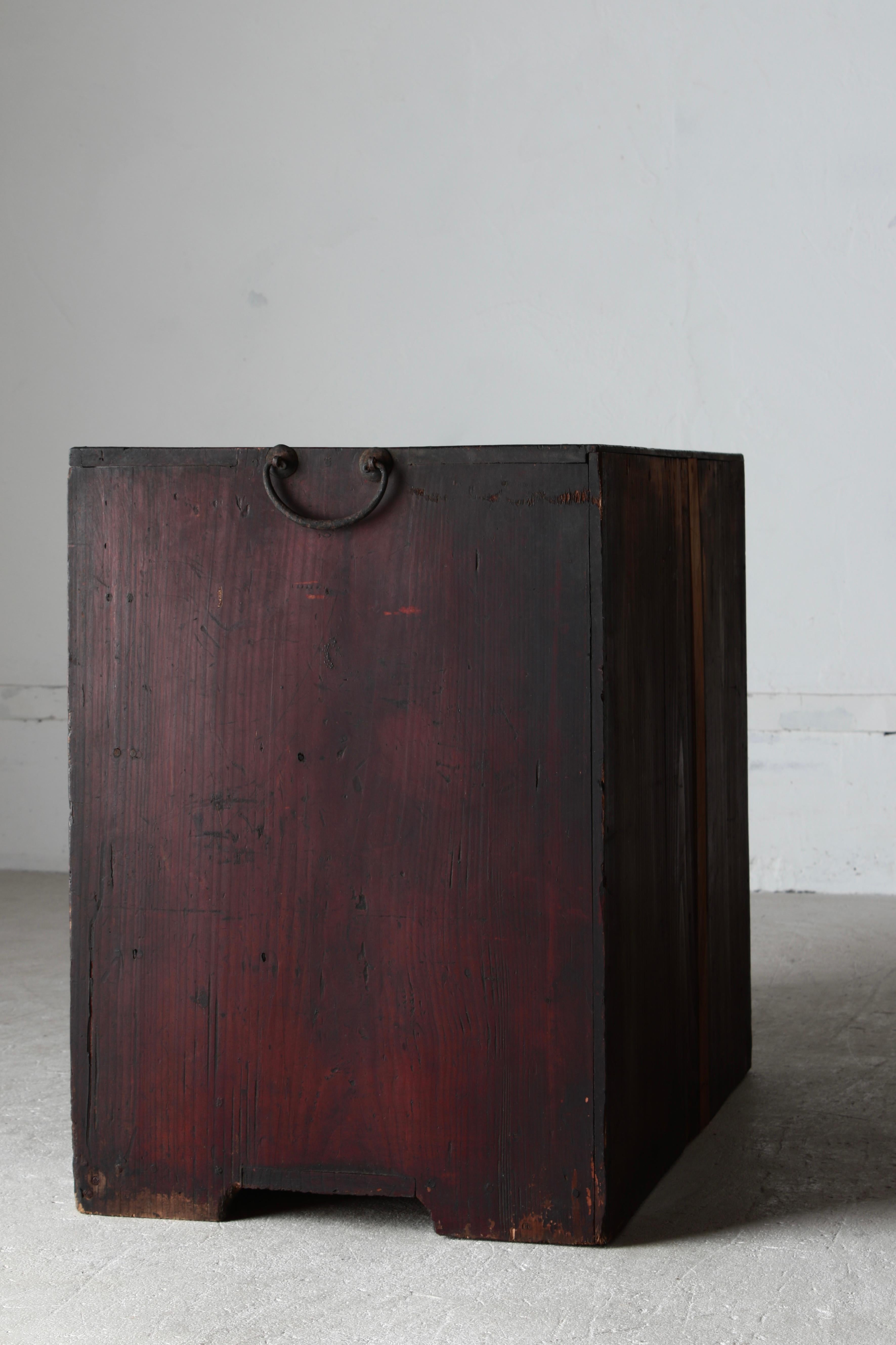 Japanese Antique Drawer / Storage Tansu / 1912s / Wabi-Sabi Mingei For Sale 6