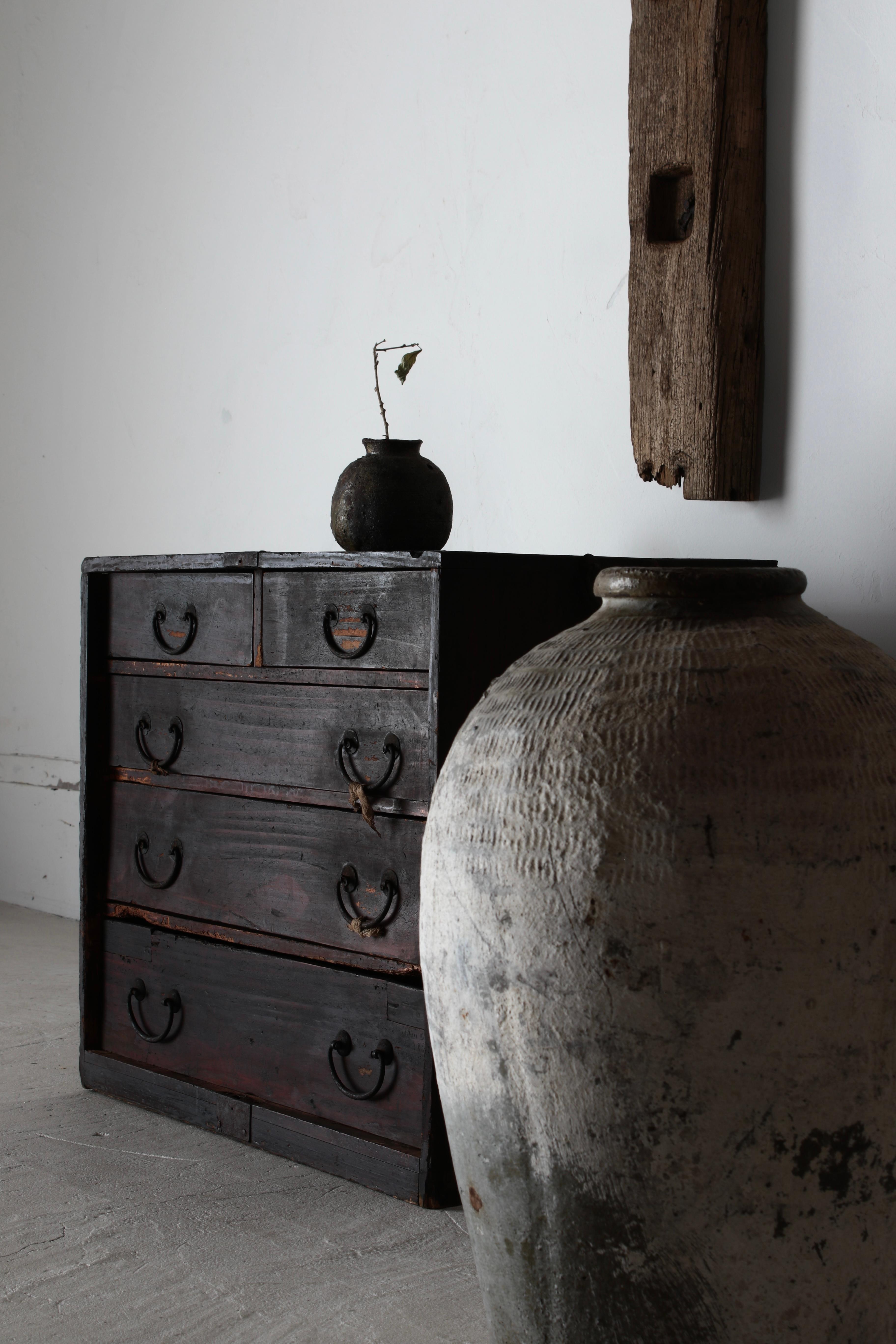 Japanese Antique Drawer / Storage Tansu / 1912s / Wabi-Sabi Mingei In Good Condition For Sale In Iwate-gun Shizukuishi-cho, Iwate Prefecture