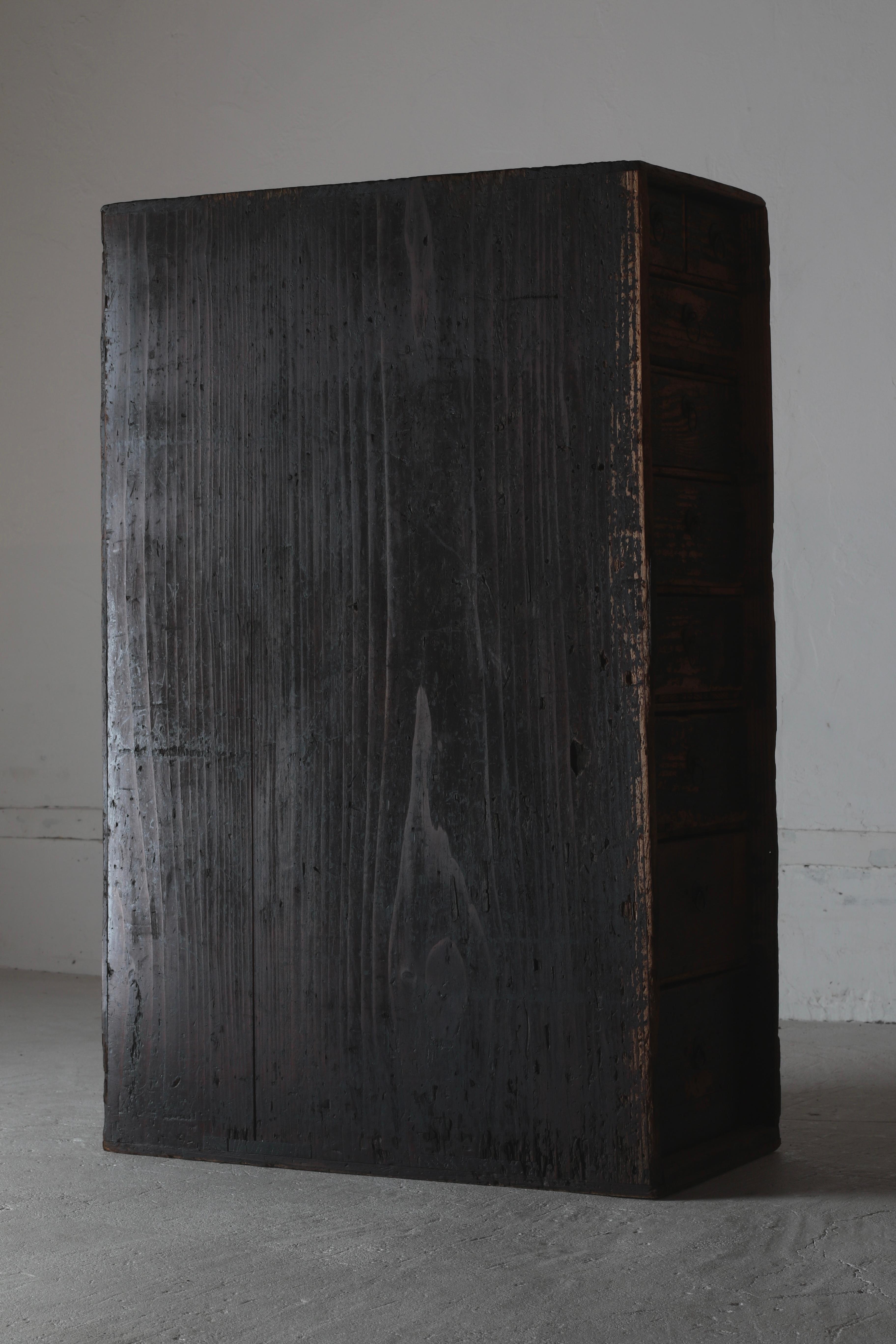Cajonera Antigua Japonesa / Tansu Cajonera / 1868-1912s Wabi-Sabi en venta 2