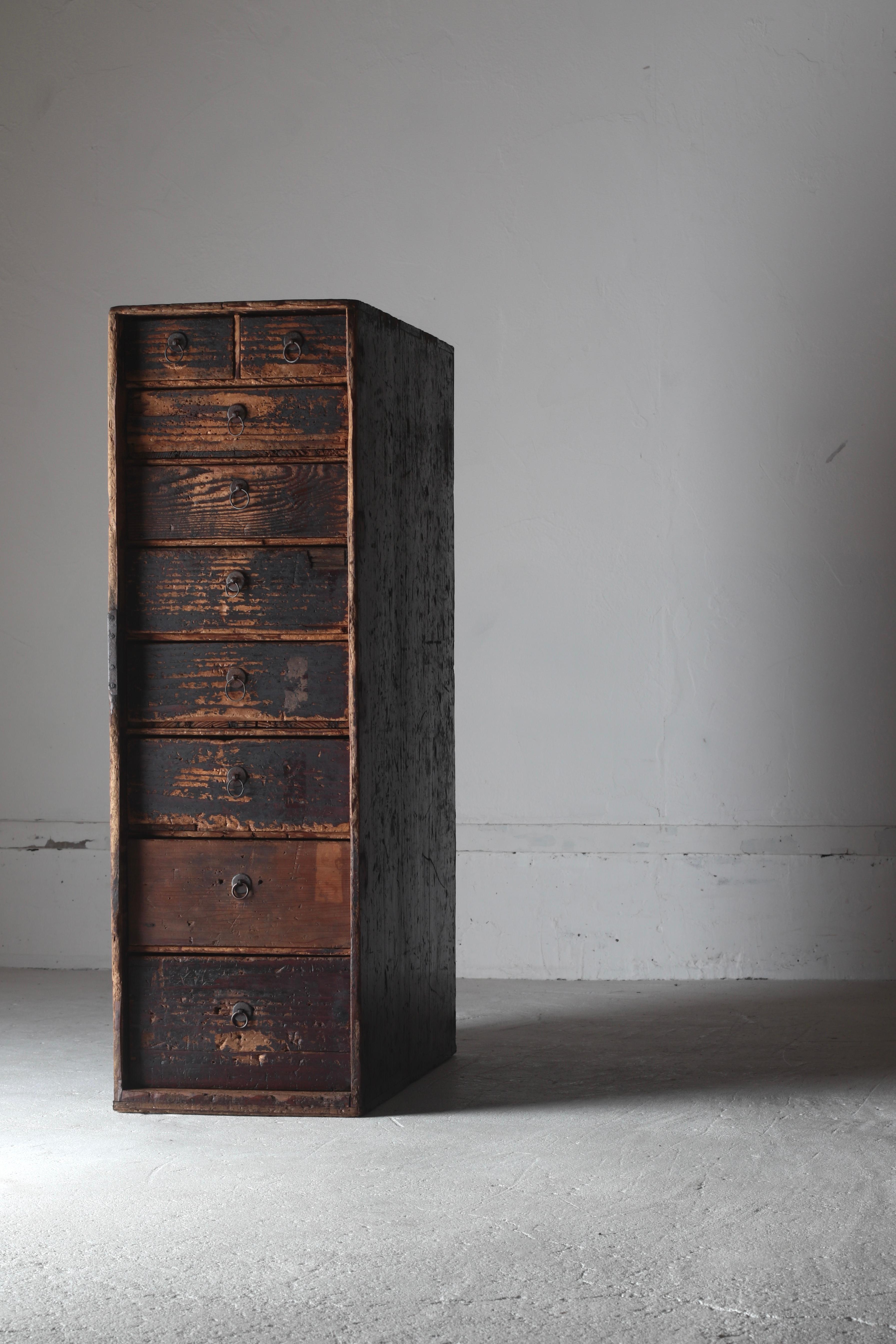 Cajonera Antigua Japonesa / Tansu Cajonera / 1868-1912s Wabi-Sabi en venta 5