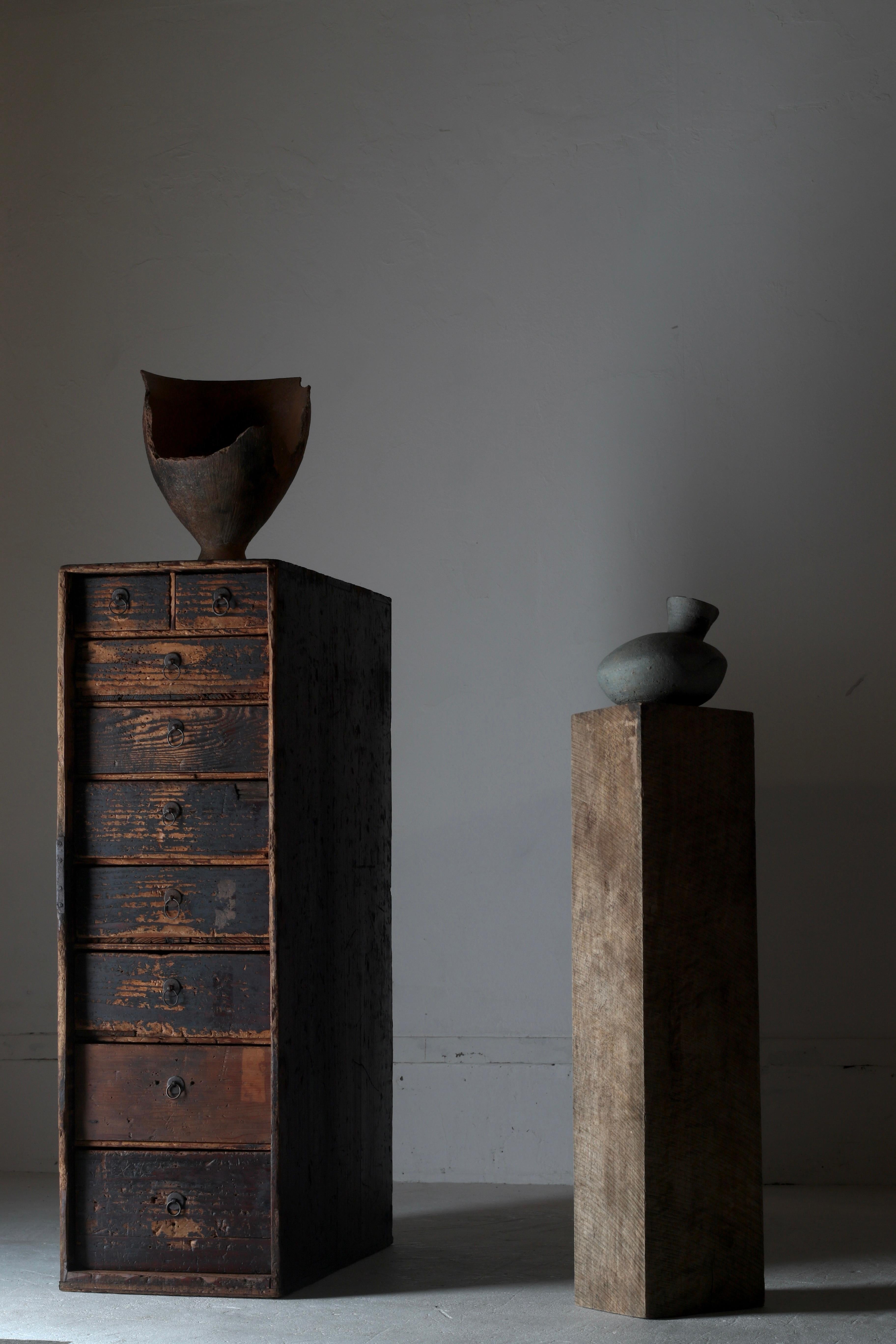Cajonera Antigua Japonesa / Tansu Cajonera / 1868-1912s Wabi-Sabi en venta 10
