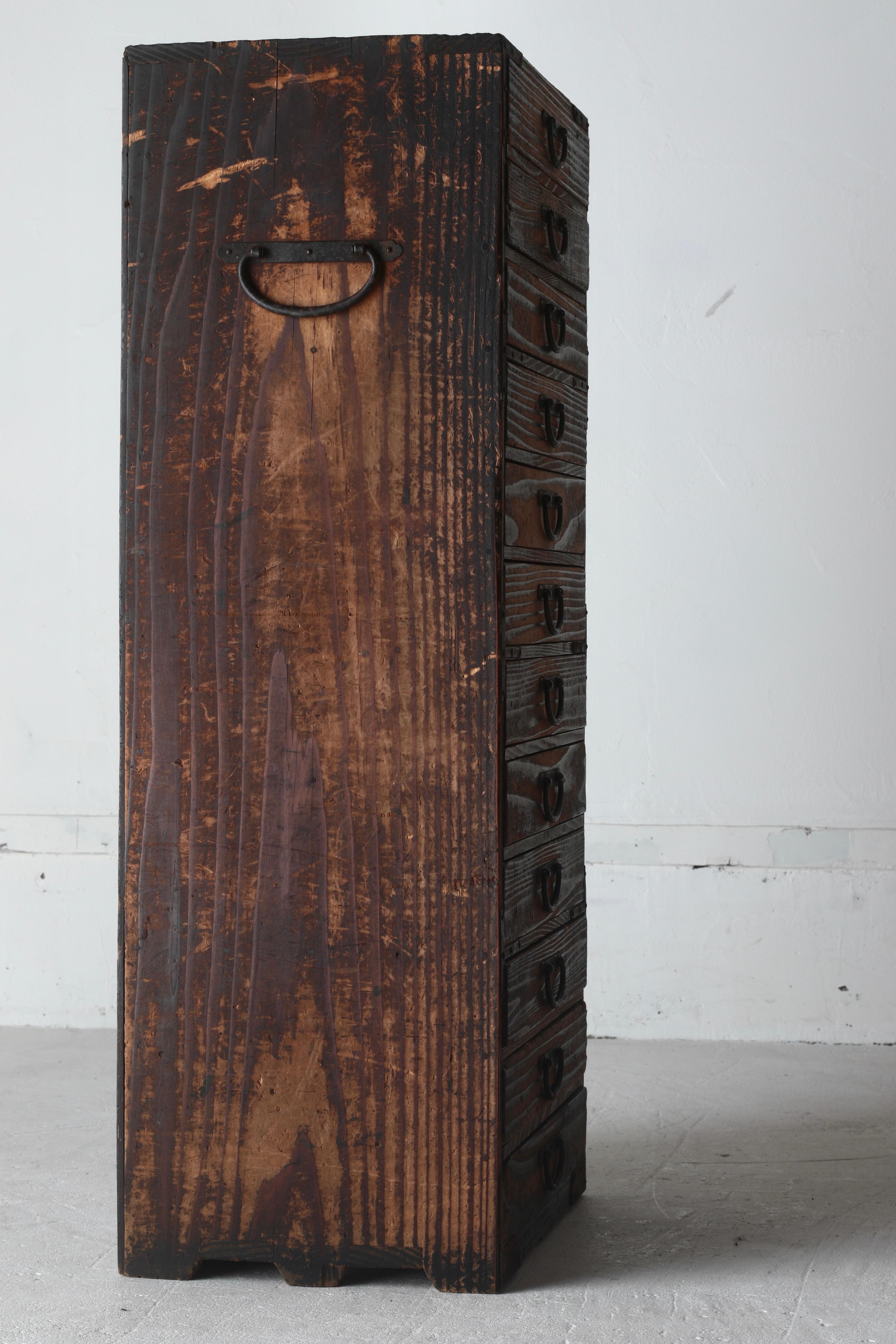 Antike japanische Schublade / Tansu-Aufbewahrung / Wabi-Sabi aus der Meiji-Periode (Eisen) im Angebot