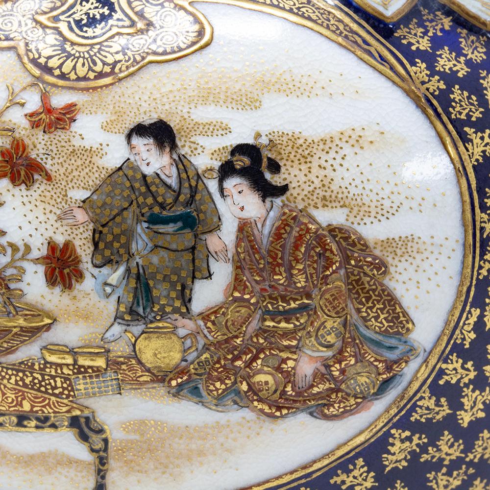 Vase japonais ancien en faïence Satsuma de Kinkozan Période Meiji en vente 5