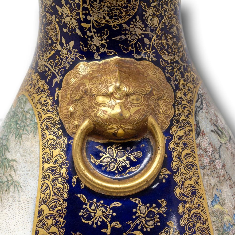 Vase japonais ancien en faïence Satsuma de Kinkozan Période Meiji en vente 2