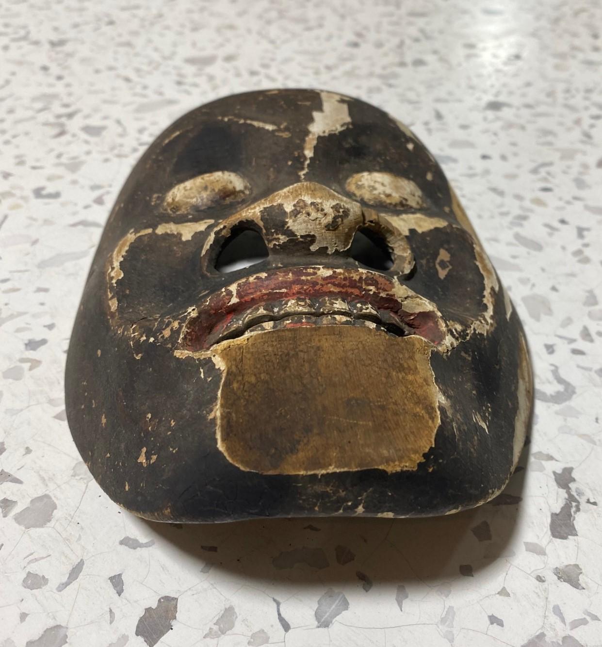 Japanese Antique Edo Hand Carved Wood Noh Theater Mask Otobide 17th-18th Century For Sale 5