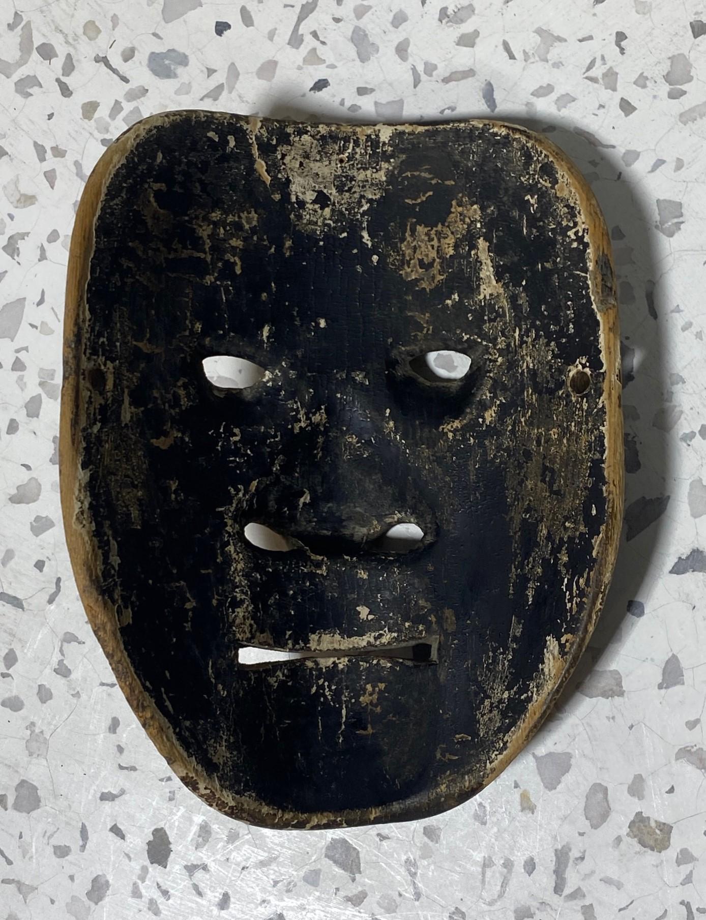 Japanese Antique Edo Hand Carved Wood Noh Theater Mask Otobide 17th-18th Century For Sale 3