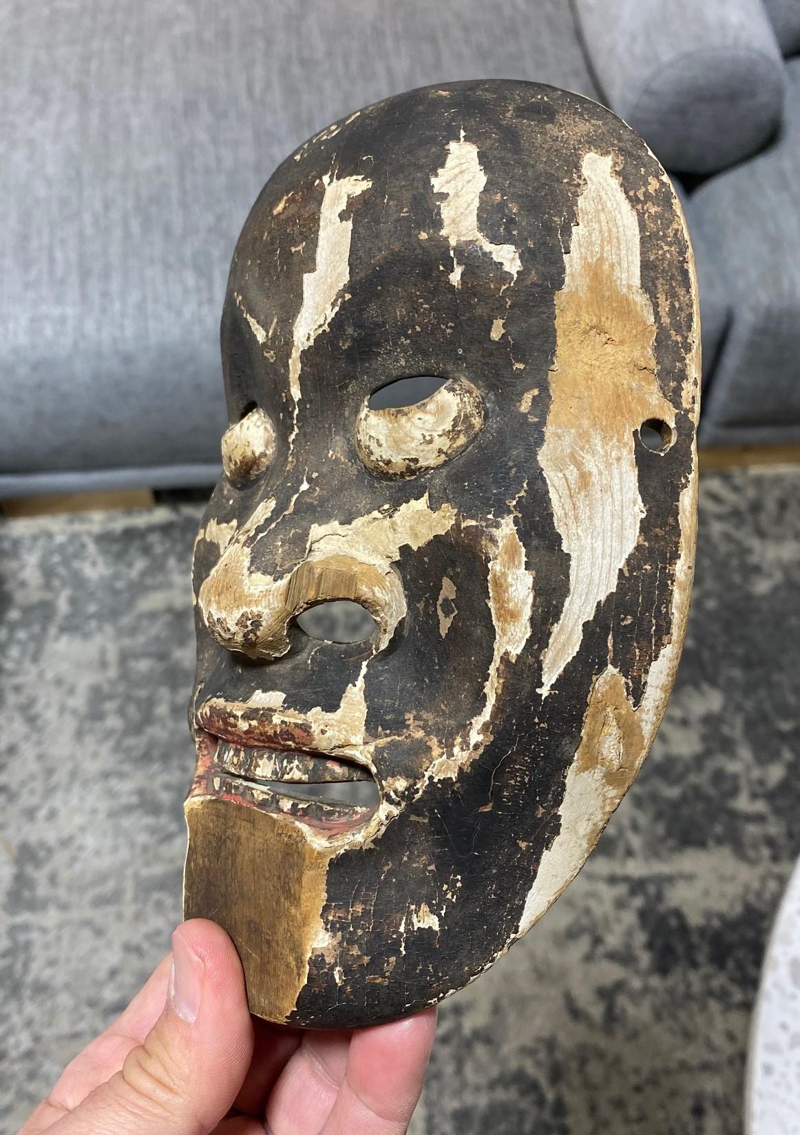 Japanese Antique Edo Hand Carved Wood Noh Theater Mask Otobide 17th-18th Century For Sale 8