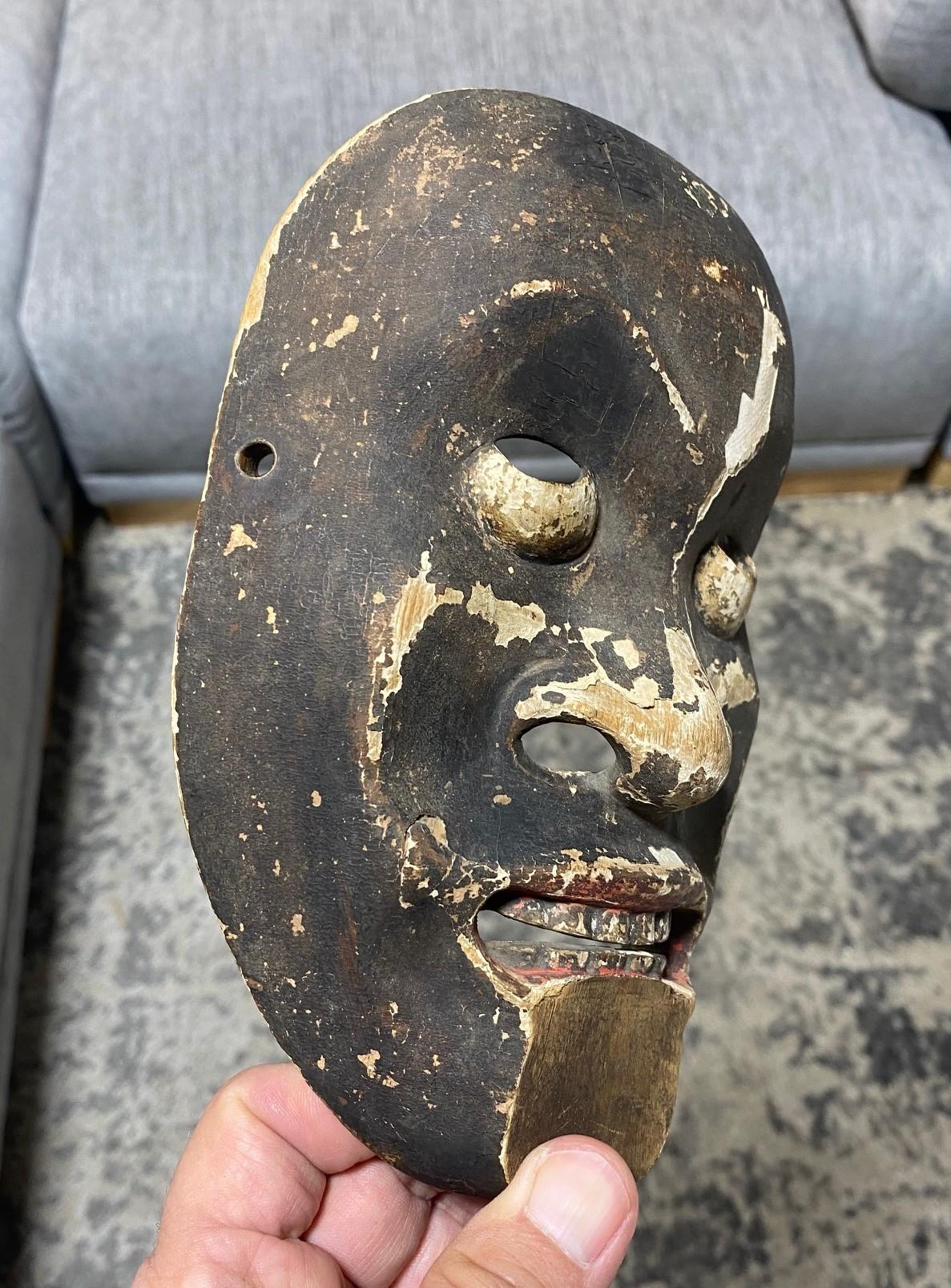 Japanese Antique Edo Hand Carved Wood Noh Theater Mask Otobide 17th-18th Century For Sale 6