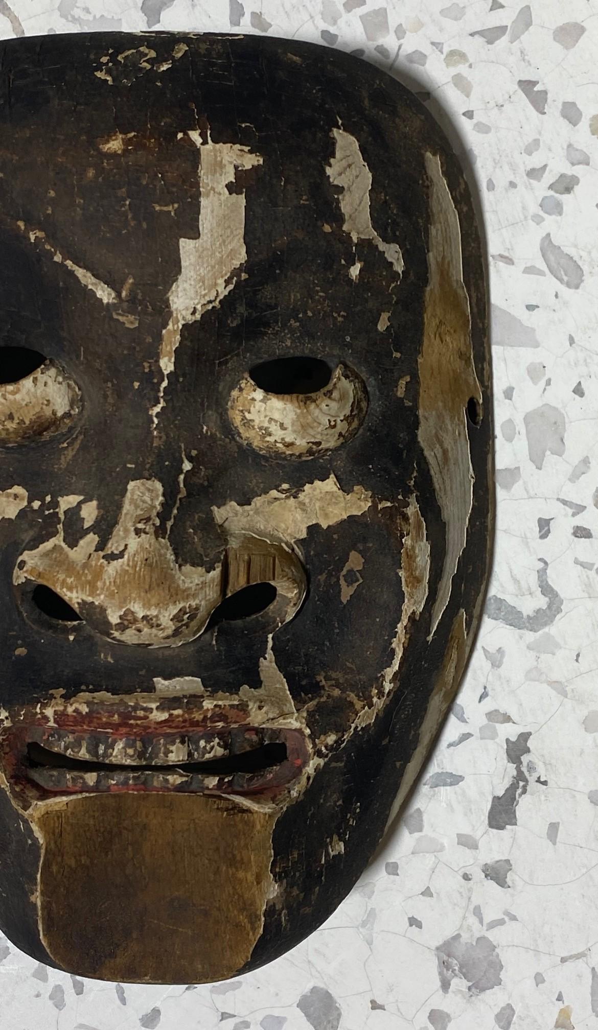 Japanische antike handgeschnitzte Edo-Theatermaske aus Holz, Otobide, 17.-18. Jahrhundert (Handgeschnitzt) im Angebot
