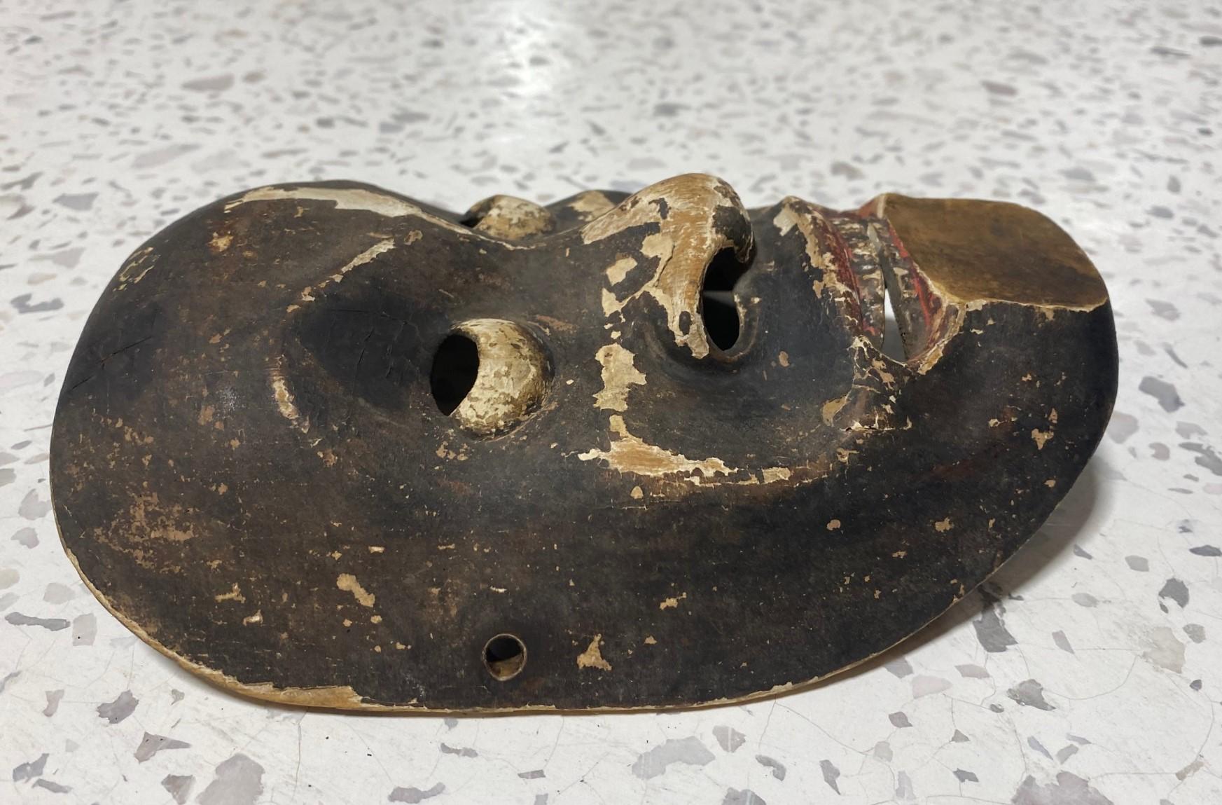 Japanese Antique Edo Hand Carved Wood Noh Theater Mask Otobide 17th-18th Century For Sale 1