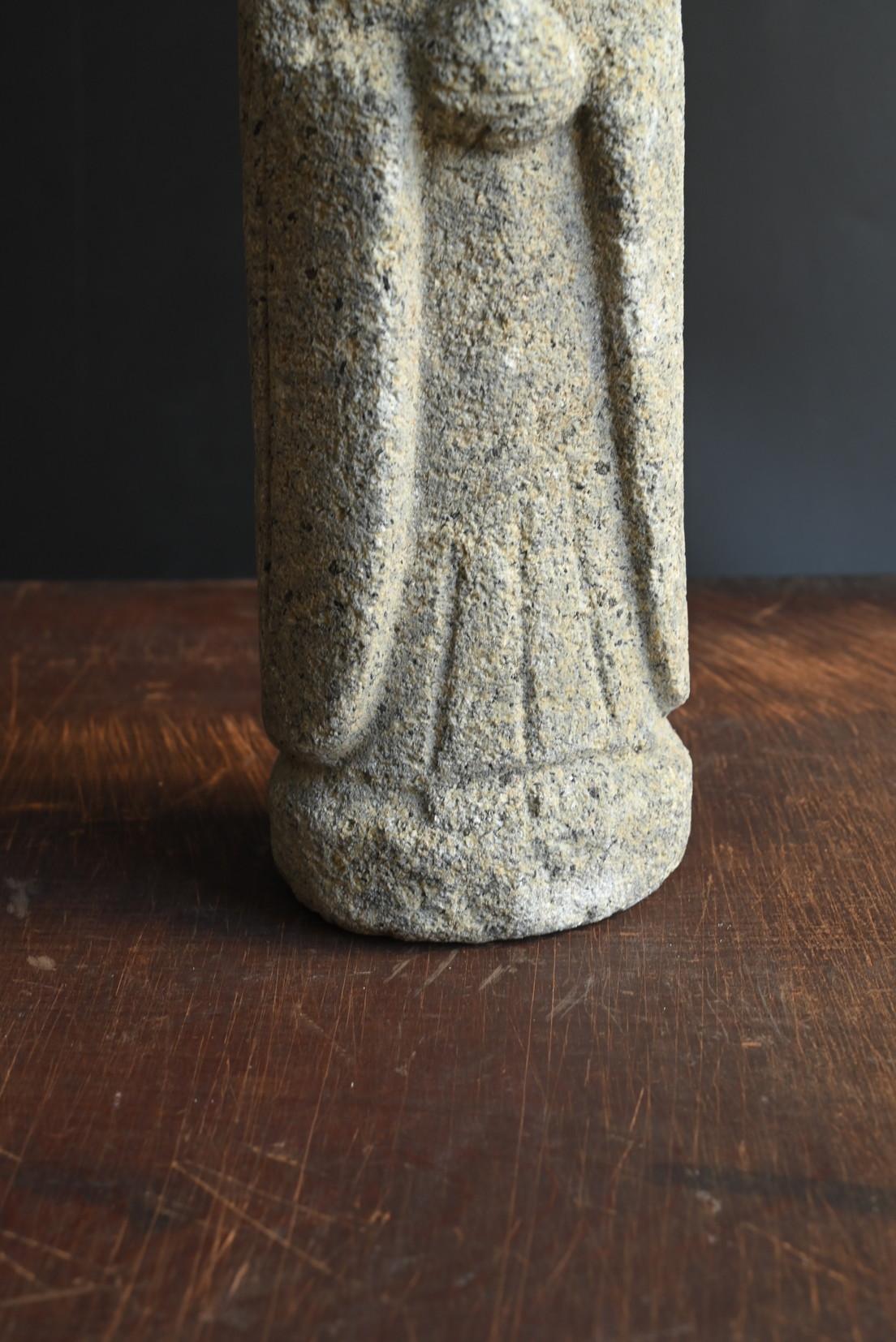 Antico Buddha di pietra giapponese del periodo Edo / XIX secolo / Ornamento da giardino in vendita 5
