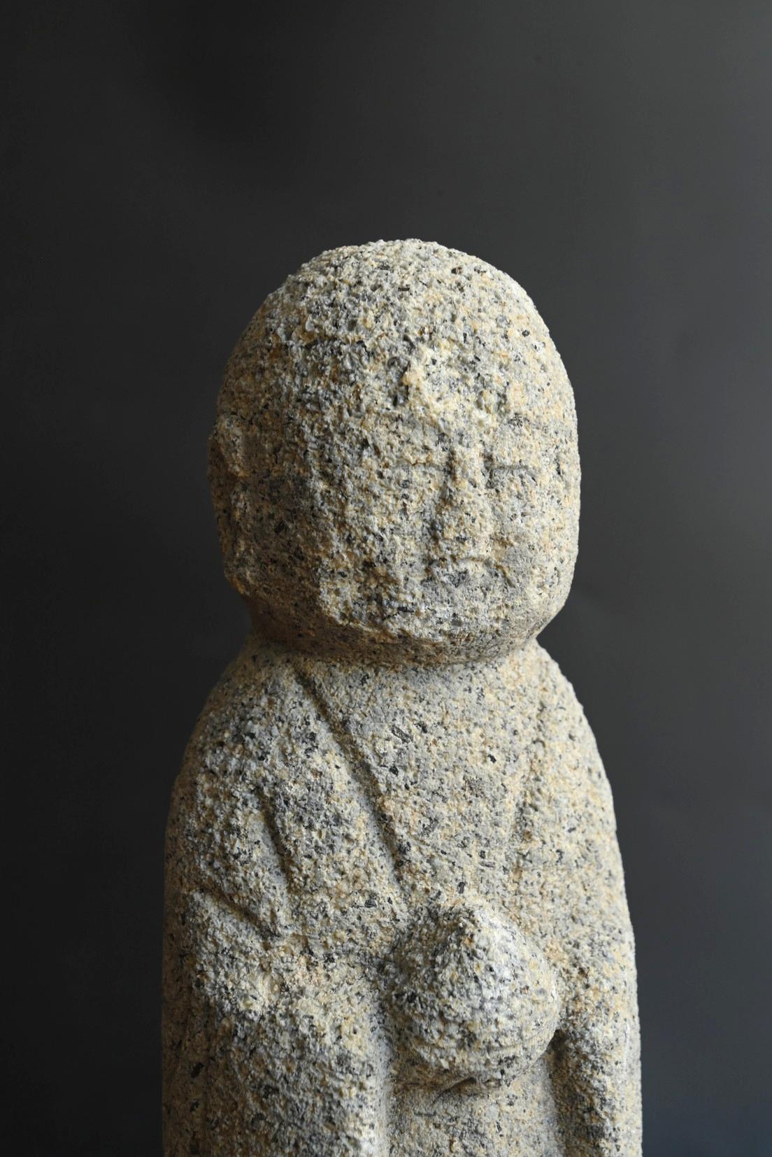 Antico Buddha di pietra giapponese del periodo Edo / XIX secolo / Ornamento da giardino in vendita 2