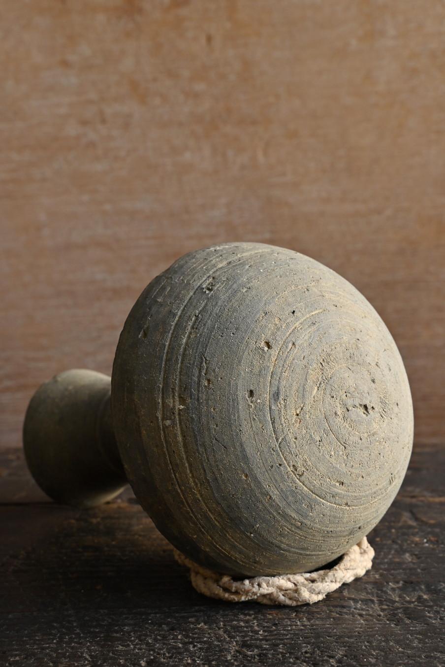 Japanese antique excavated jar / excavated earthenware / “Sueki”/ flower vase For Sale 8