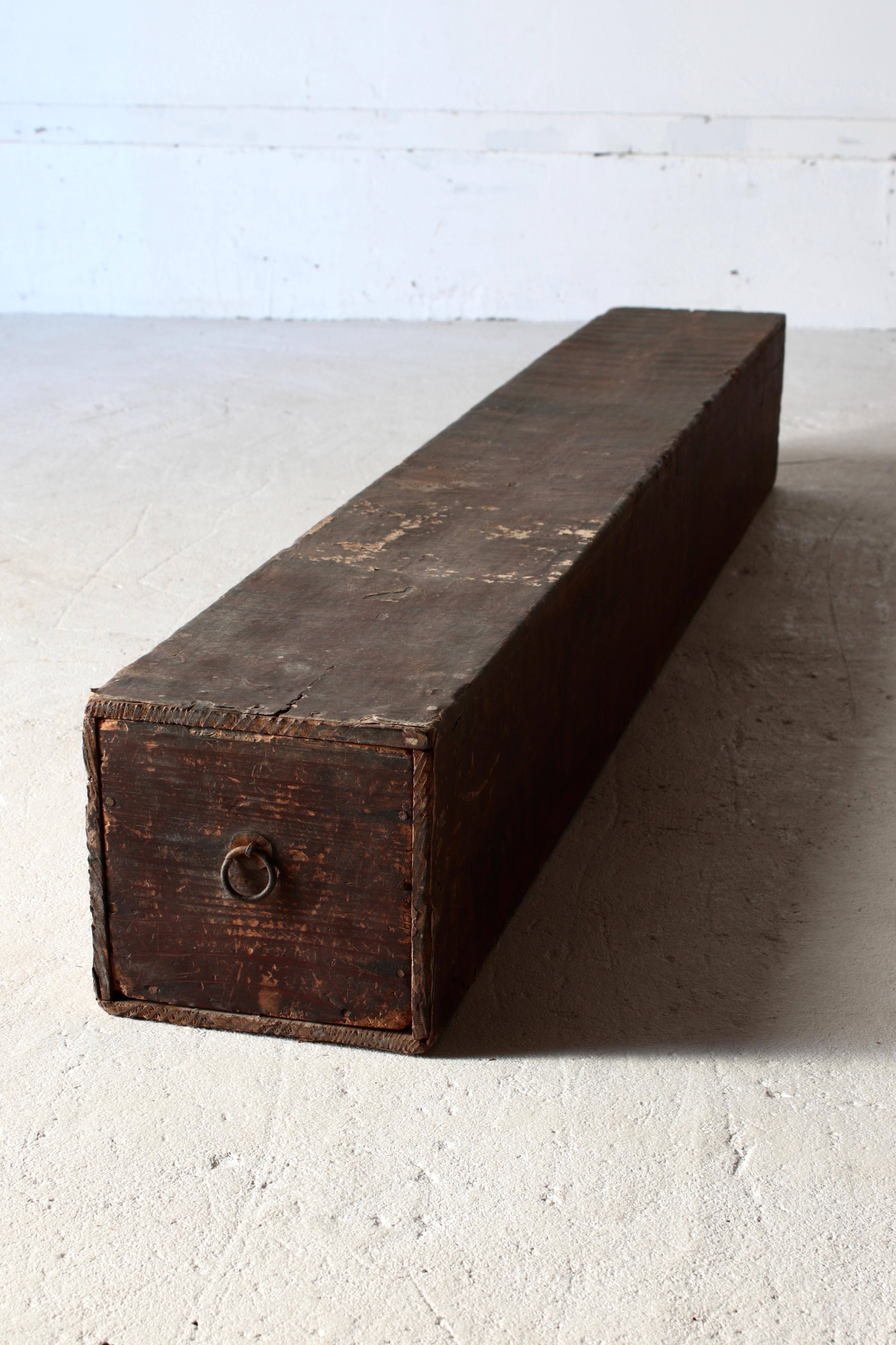 Stand d'exposition japonais ancien / étui à sabre / 1800-1868s / Wabi-sabi en vente 1