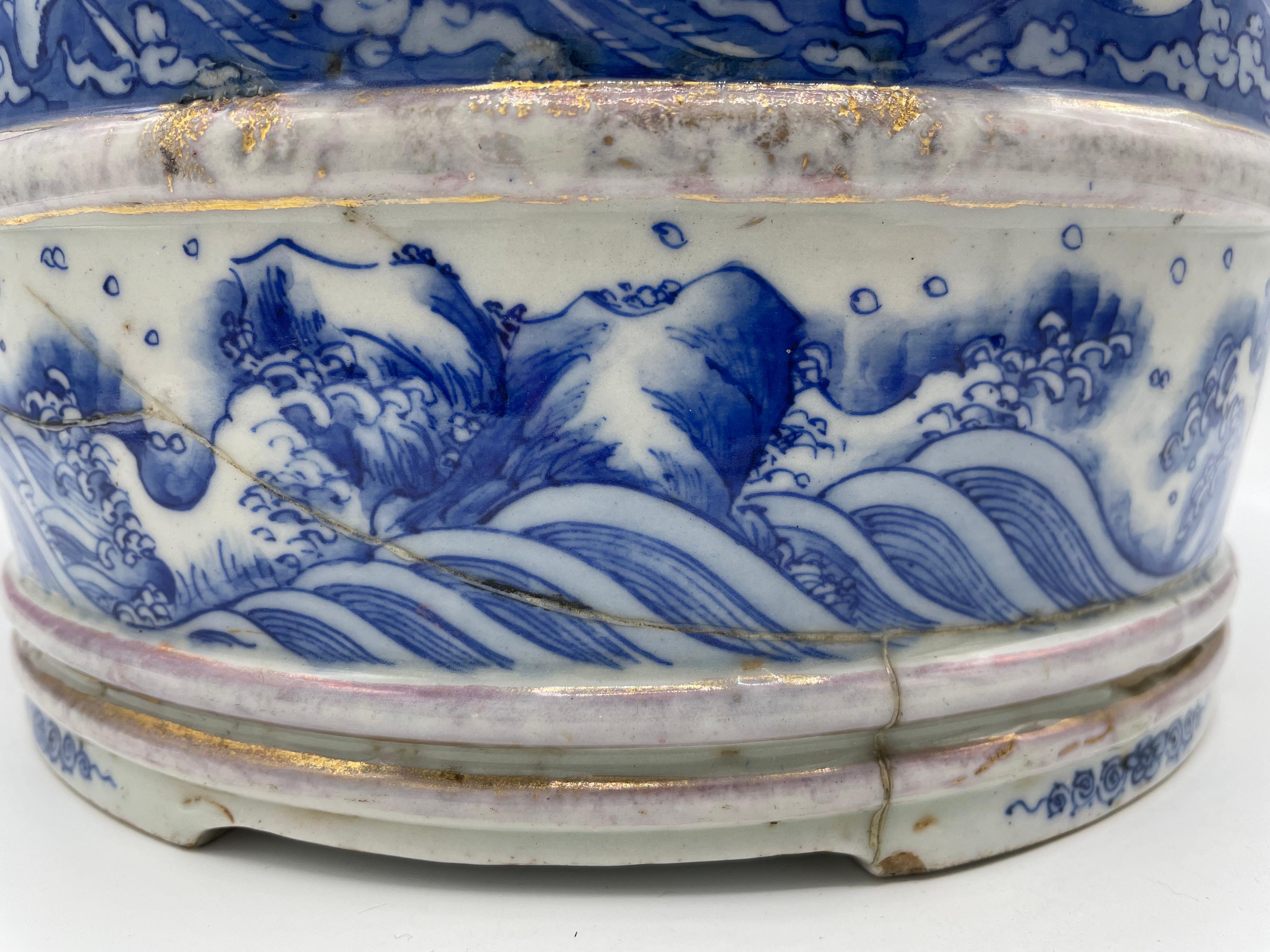 Japanische antike japanische Blumentöpfe/Schale 1800er Jahre Edo-Ära/ Kintsugi im Zustand „Relativ gut“ in Paris, FR