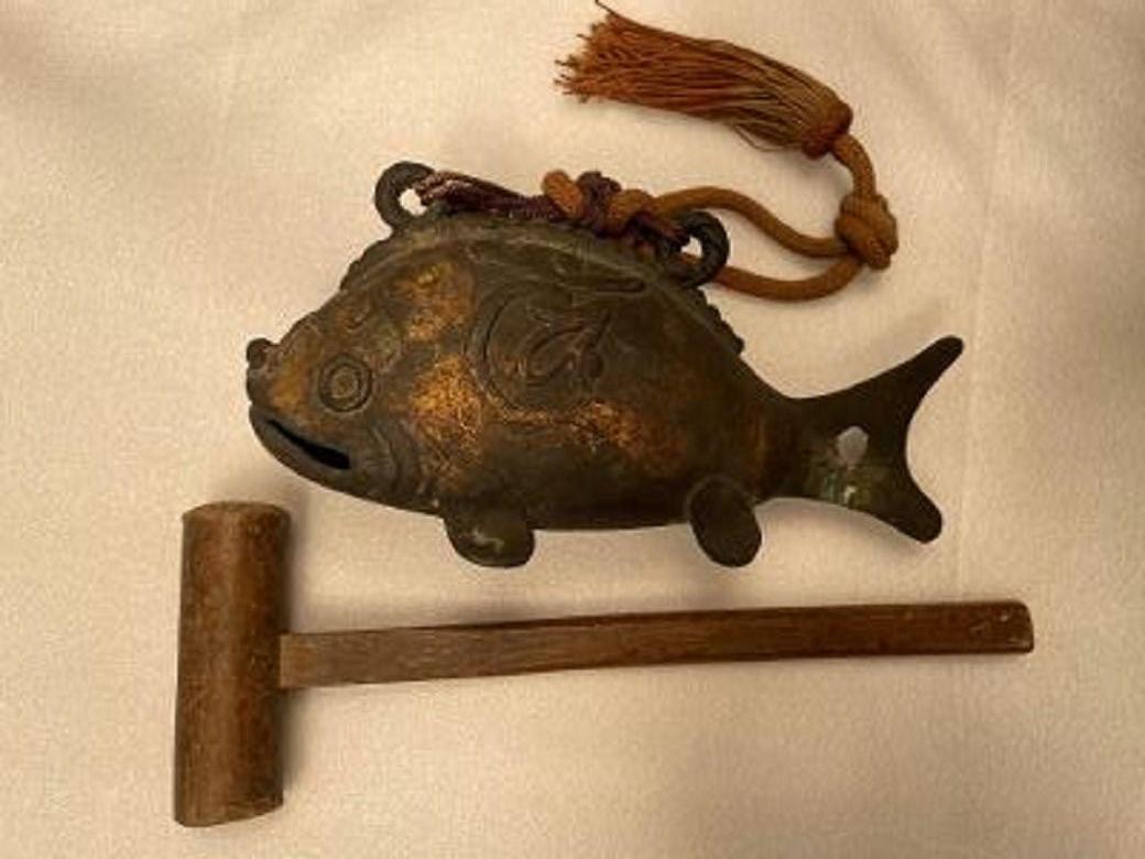 Japanese Old Vintage Gilt Bronze Fish Bell and Wood Striker 11