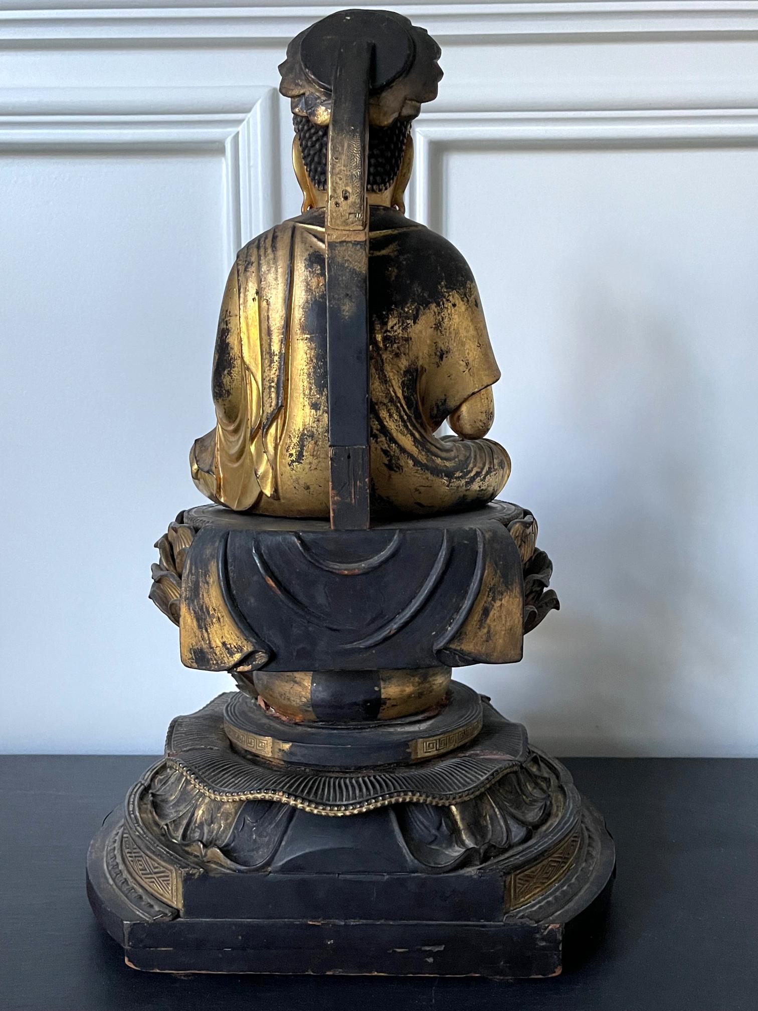 Japanese Antique Gilt Wood Amitabha Buddha on Loctus Throne Statue For Sale 4