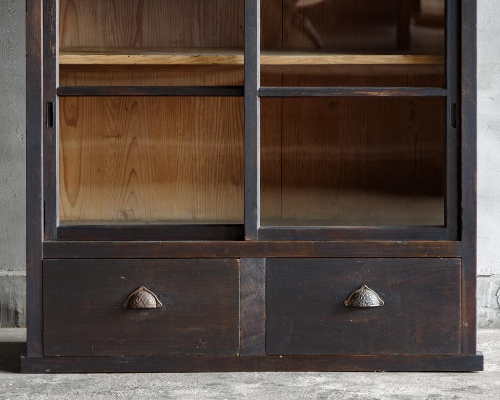 Japanese Antique cabinet 