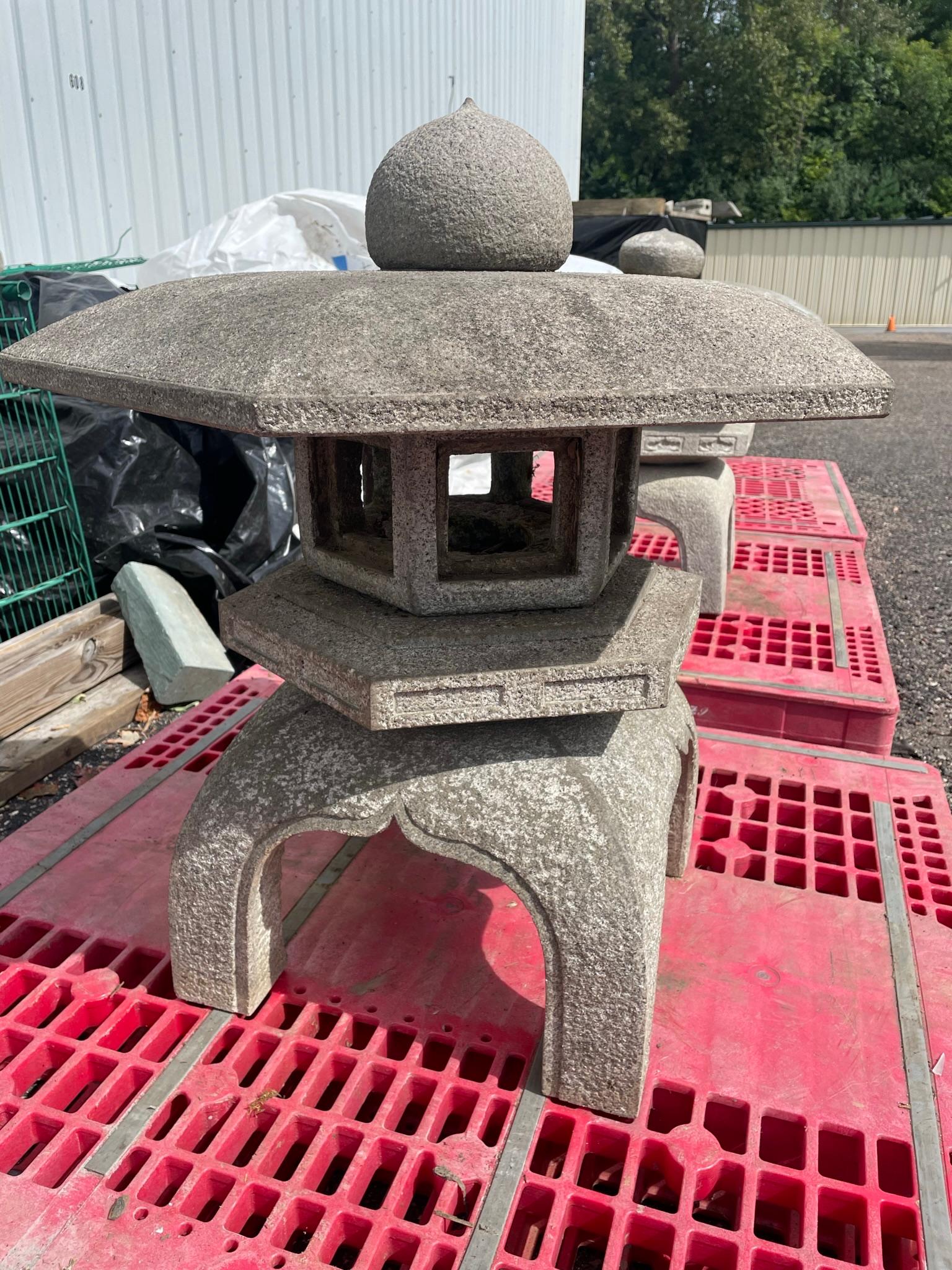 Japanese Old Hand Carved Classic Yukimi Water or Snow Windows Lantern 2