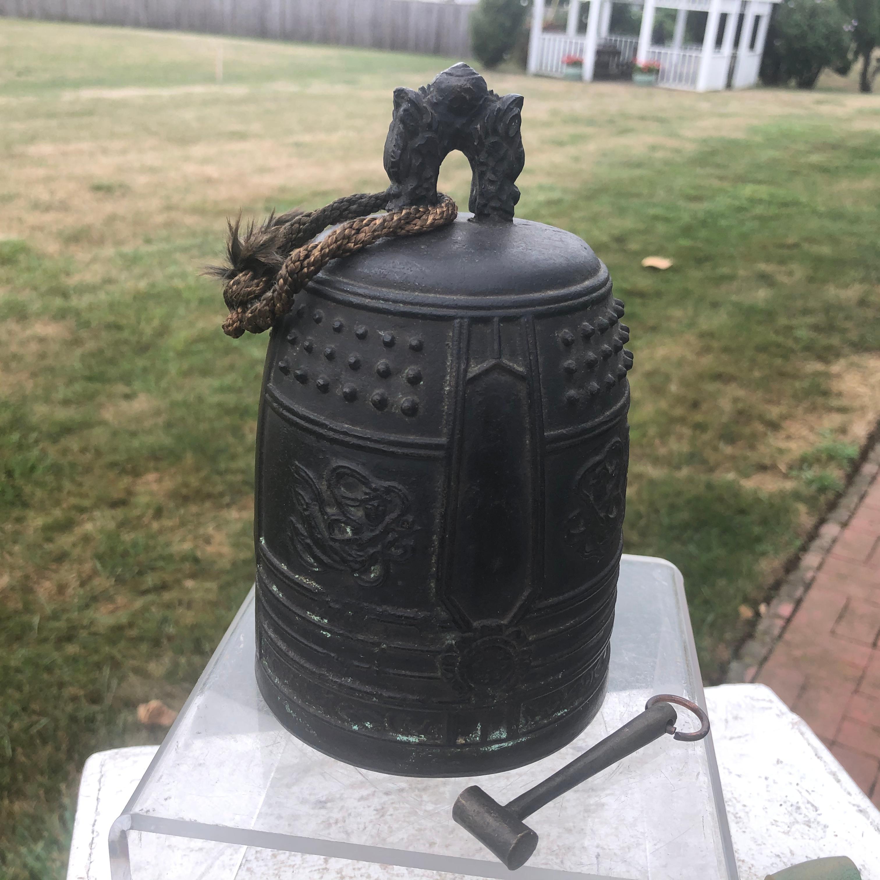 Showa Japanese Antique Hand Cast Bronze Temple Bell 