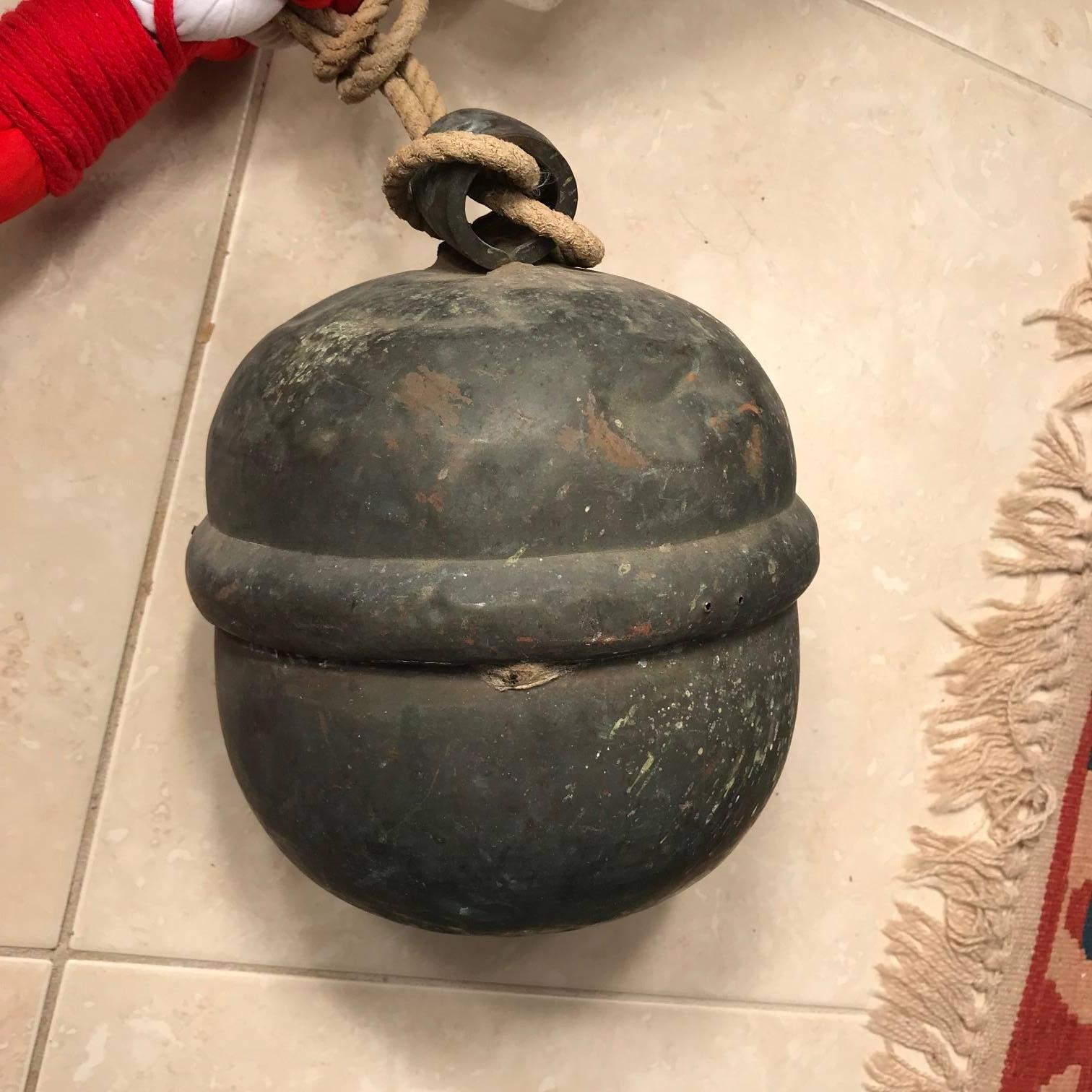 Japanese Antique Hand Cast Shinto Suzu Temple Bell with Rope Handle In Good Condition In South Burlington, VT