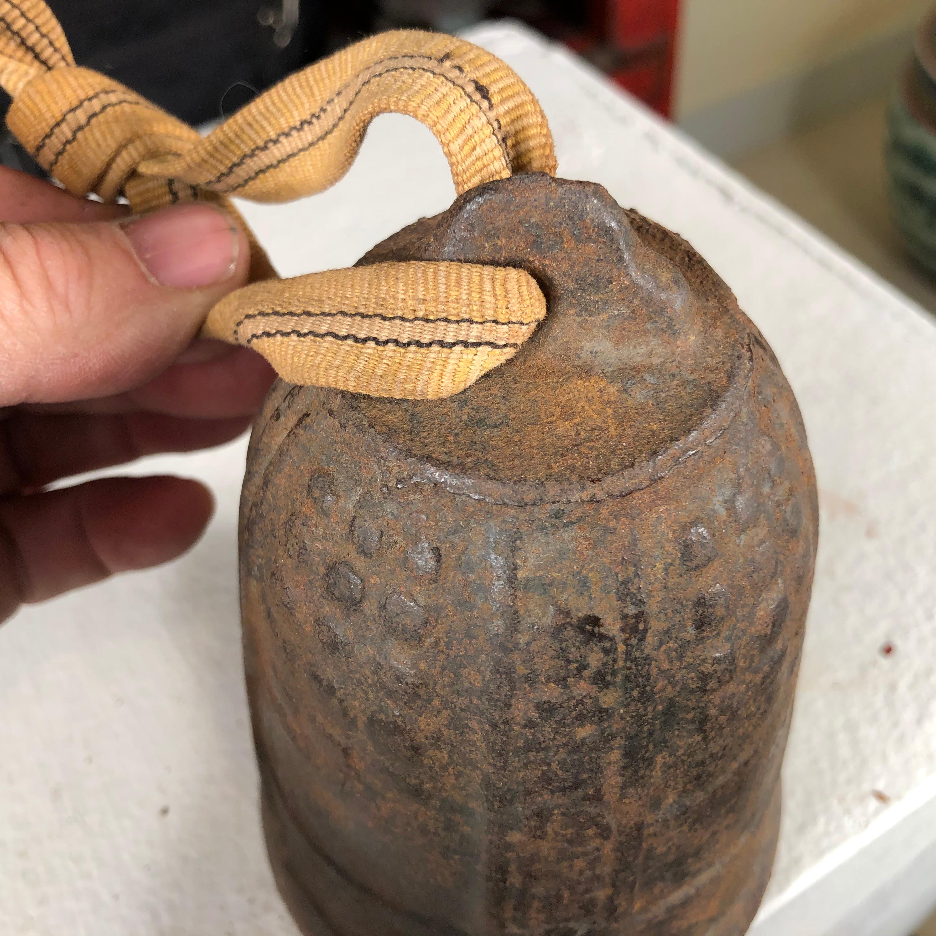 Japanese Antique Hand Cast Temple Bell, Old Kyoto Collection In Good Condition In South Burlington, VT
