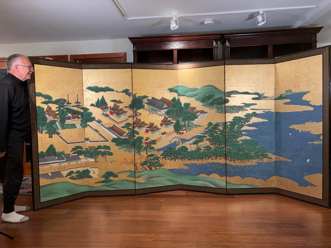 From our recent Japanese Acquisitions

One of a pair currently available

Japanese Antique Stunning Hand Painted Blue Waters, Gardens, Pagodas, And Lanterns Six Pantel Screen, Byobu

Fashioned by hand in stunning original brilliant colors and gold