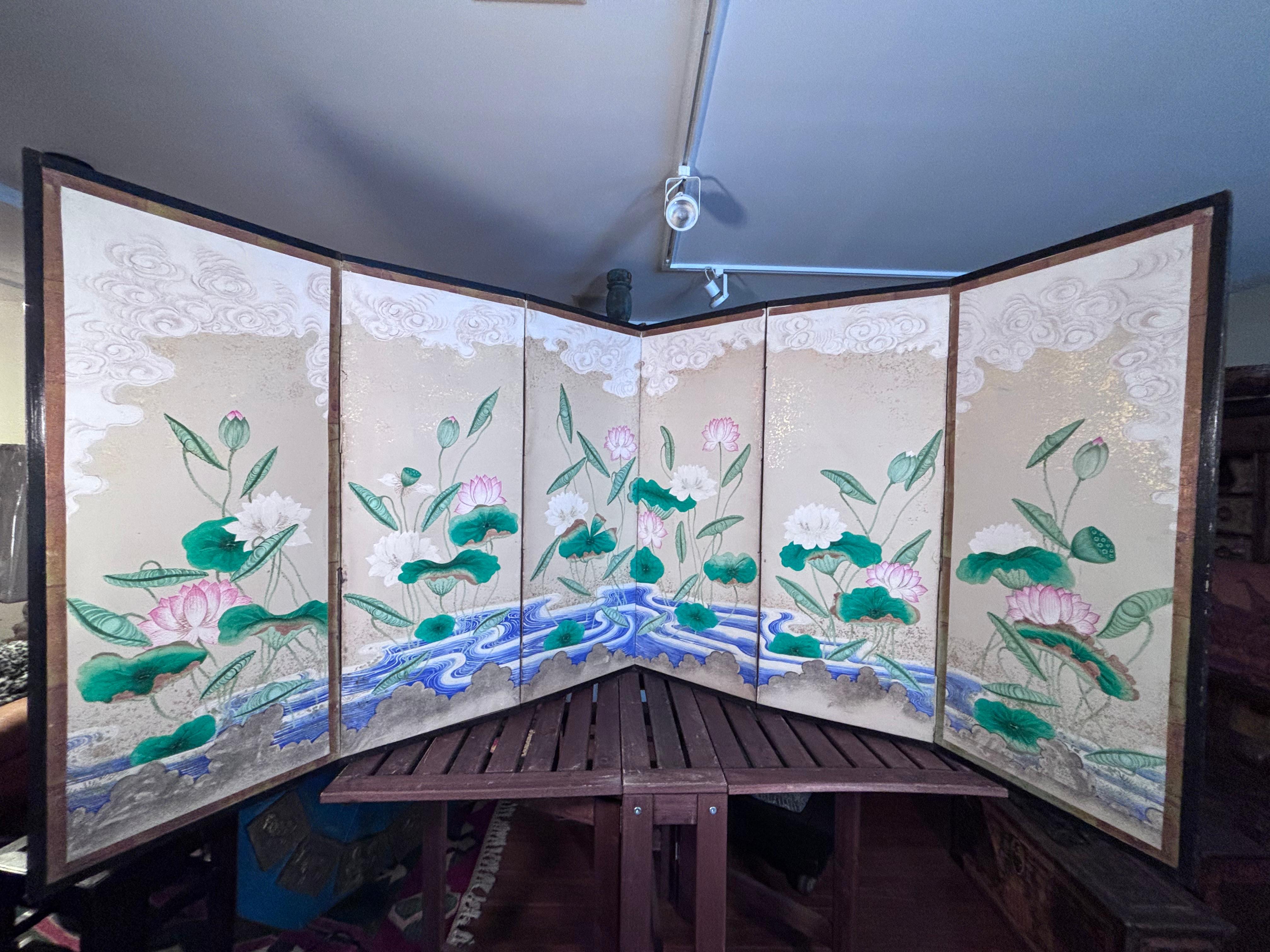 Biombo Japonés Antiguo Pintado a Mano Loto Y Aguas Azules Colores Vibrantes en venta 8