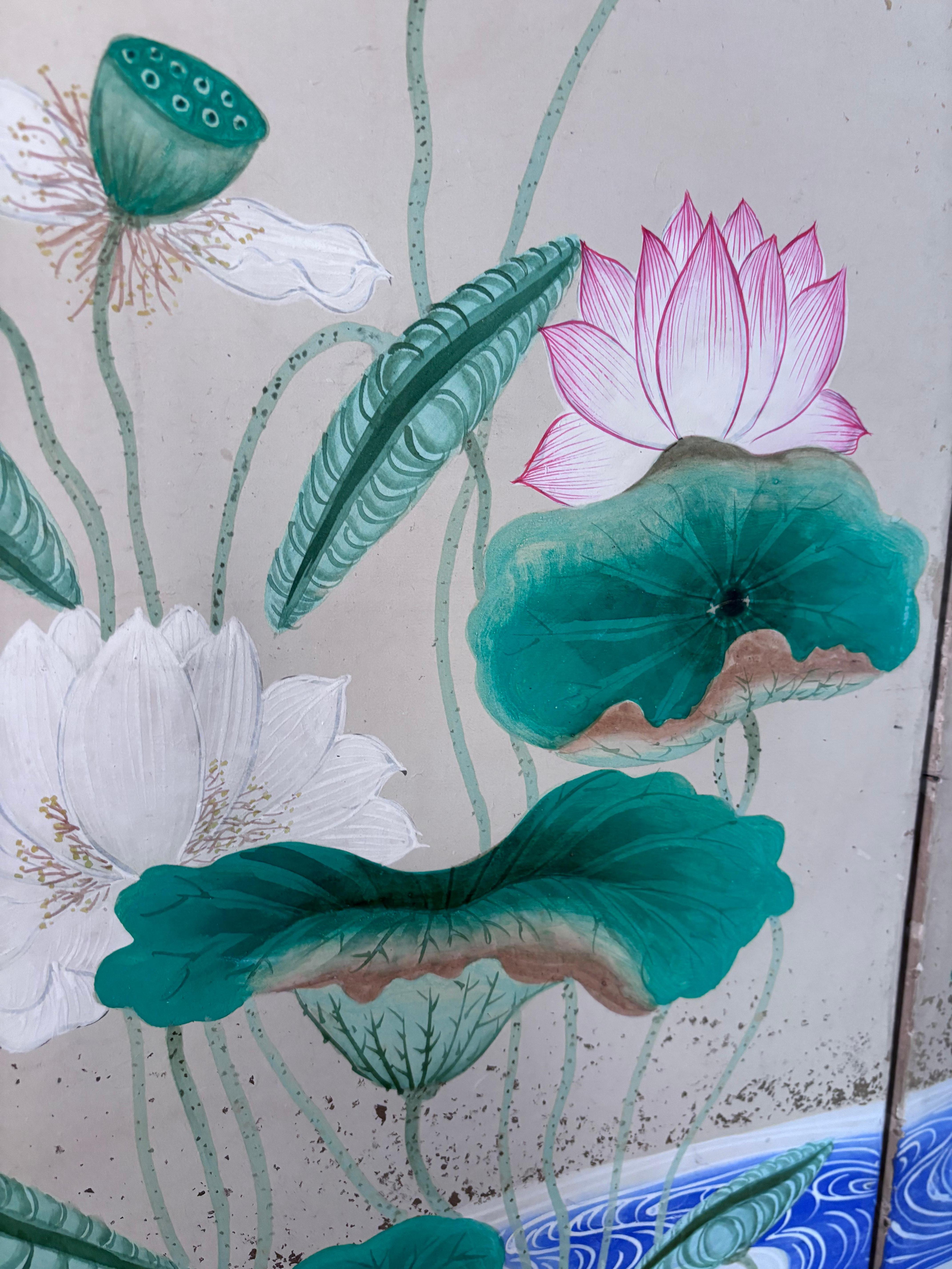 Biombo Japonés Antiguo Pintado a Mano Loto Y Aguas Azules Colores Vibrantes en venta 2