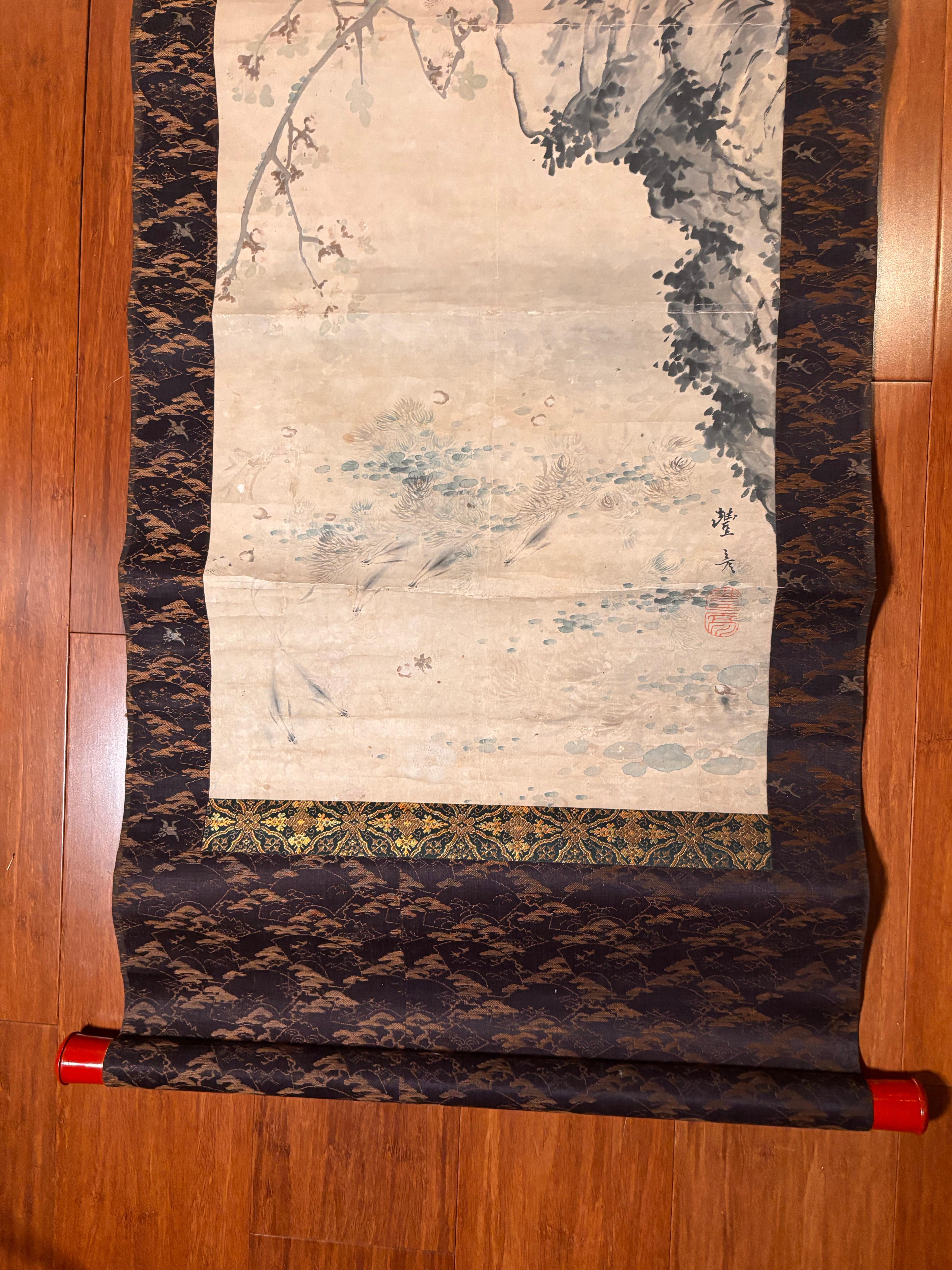 Pergamino de Seda Japonés Antiguo Pintado a Mano Juguetonas Golondrinas, Periodo Taisho Pintado a mano en venta