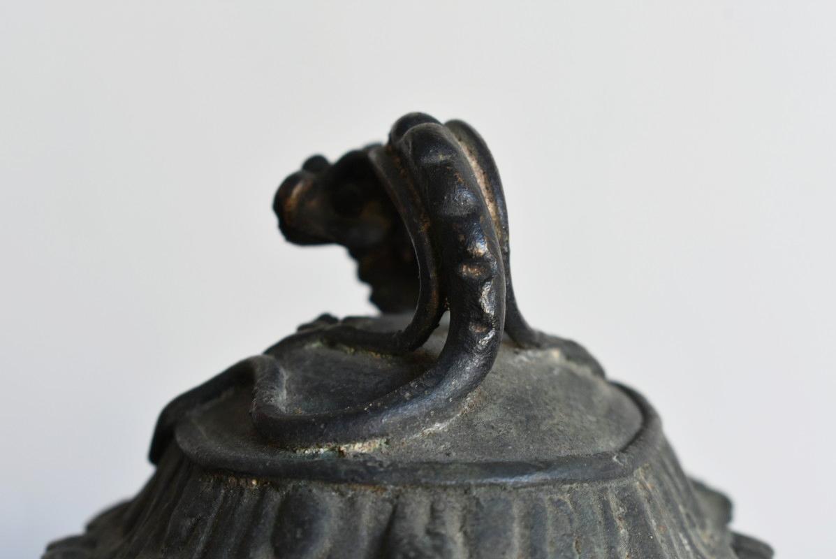 Chinese Antique Hanging Bell Made of Bronze with Dragon and Sanskrit Decoration 1