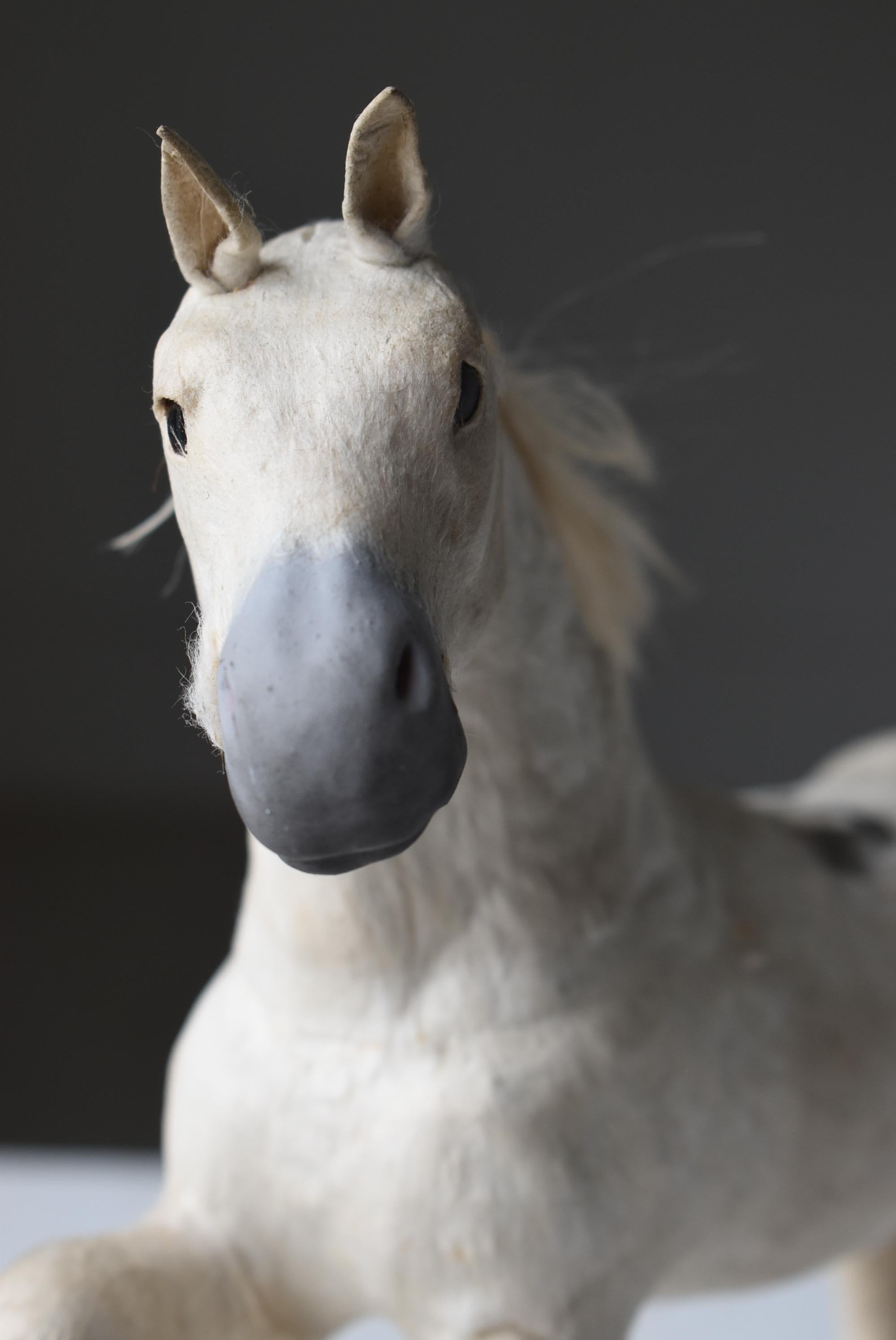 Objet japonais ancien cheval des années 1920-1940 / Figurine Mingei Wabisabi en vente 5