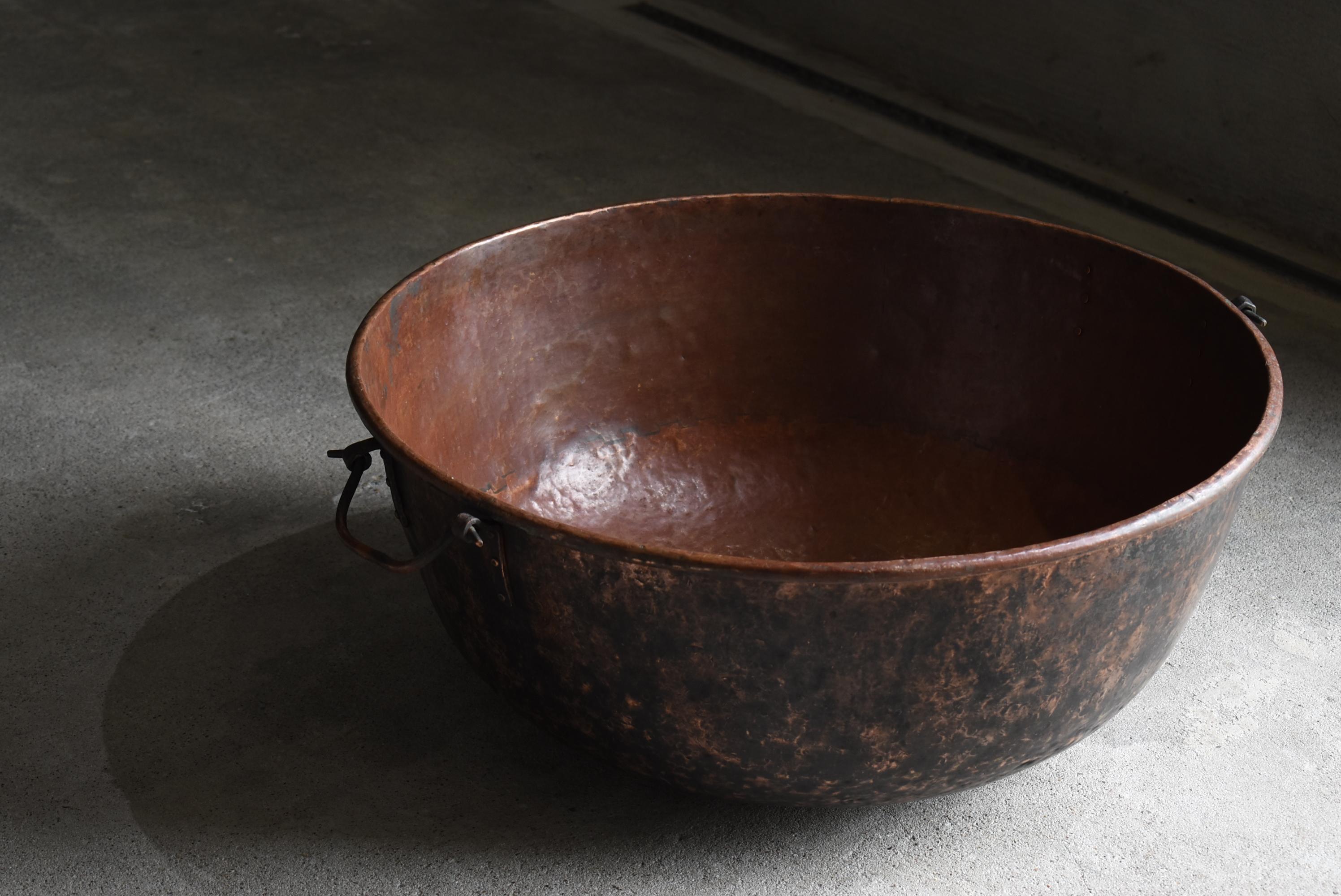 Japanese Antique Huge Copper Bowl 1900s-1940s / Flower Vase Wabi Sabi For Sale 11