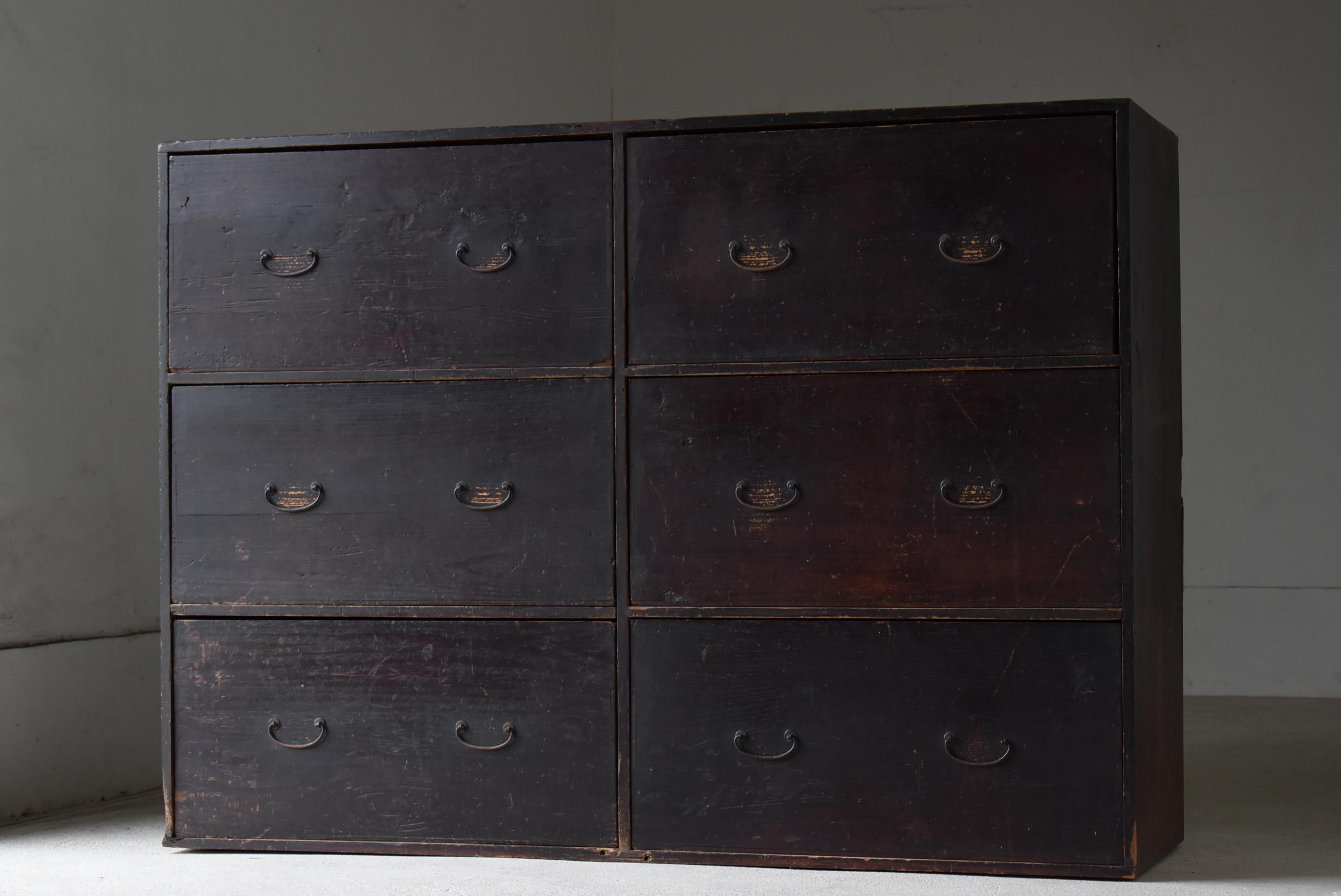 Japanische antike große Schublade 1860er-1900er Jahre / Aufbewahrung Tansu Wabisabi (Holzarbeit)