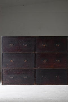 Japanische antike große Schubladenaufbewahrung 1860er-1900er Jahre / Tansu-Schrank Wabisabi, Wabisabi