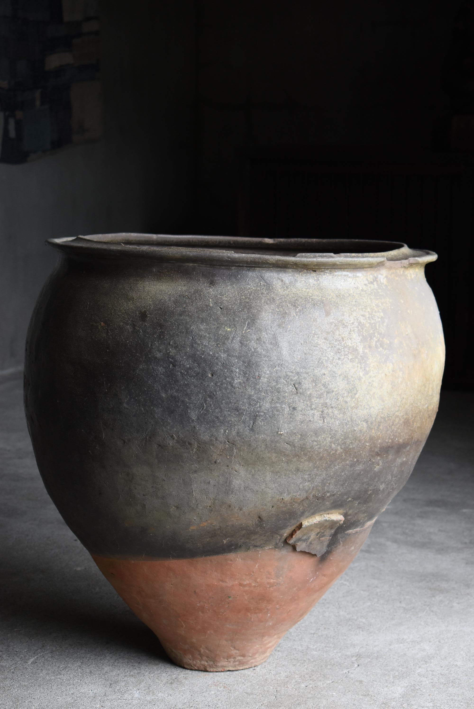 Grand vase de poterie japonais ancien 1700s-1750s / Vase à fleurs Wabi Sabi en vente 3