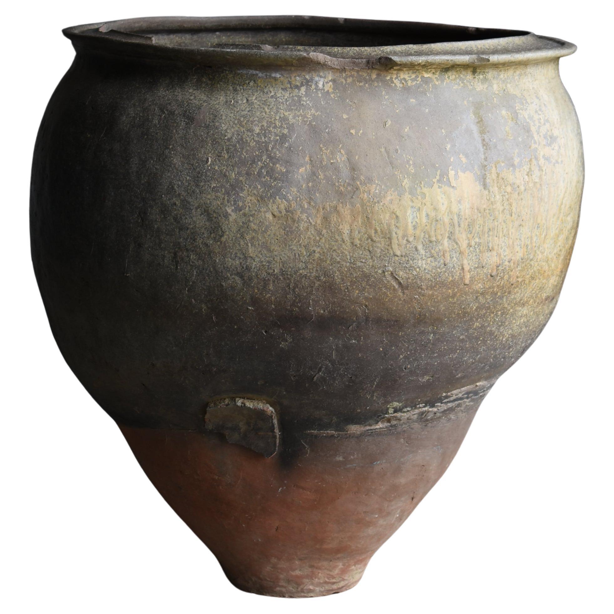 Japanese Antique Huge Pottery Vase 1700s-1750s / Flower Vase Wabi Sabi For Sale