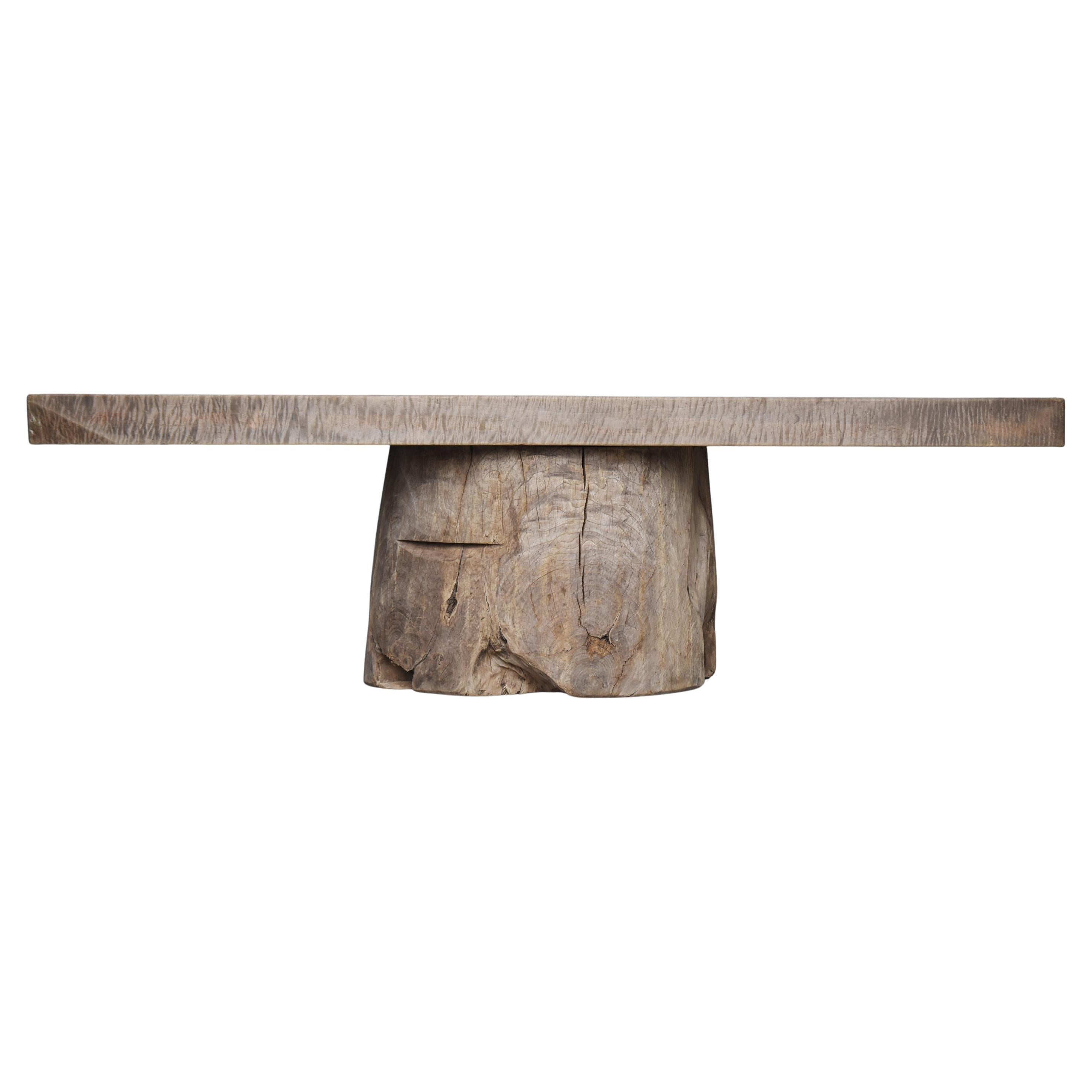 Japanischer antiker Riesentisch 1860er-1920er Jahre / Primitiver Beistelltisch Wabi Sabi im Angebot