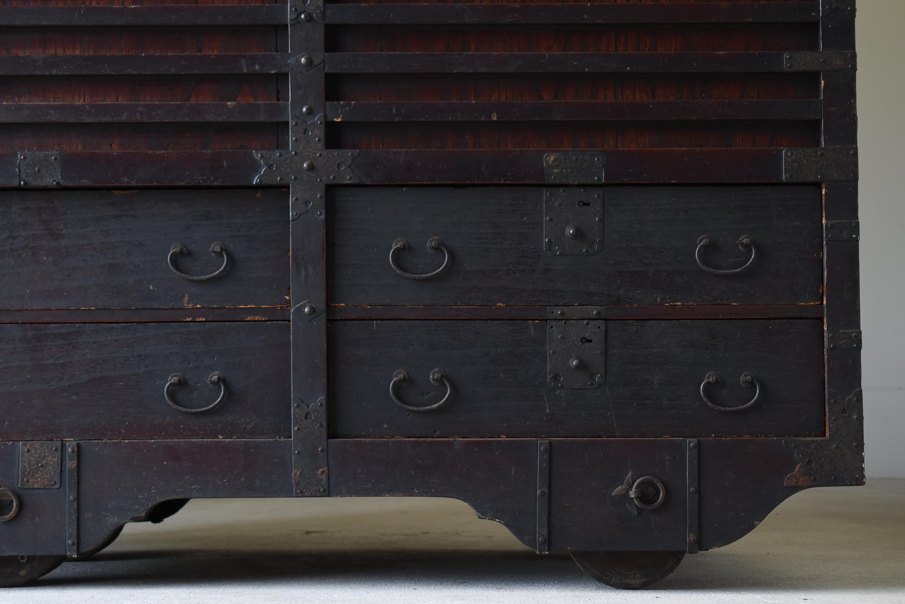 19th Century Japanese Antique Huge Tansu 1800s-1860s / Storage Cabinet Sideboard Wabi Sabi For Sale