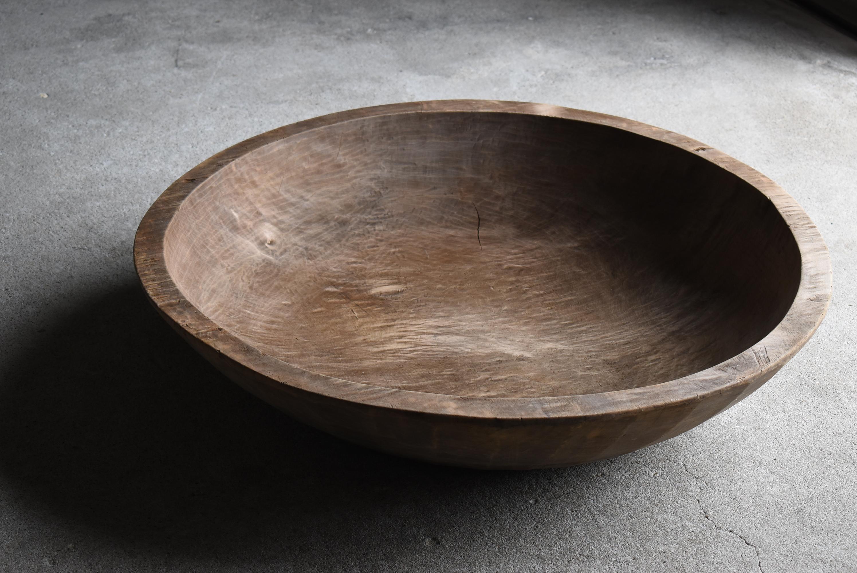 Japanische Antiquities Riesige Holzschale 1860er-1920er Jahre / Wabi Sabi (Holzarbeit)