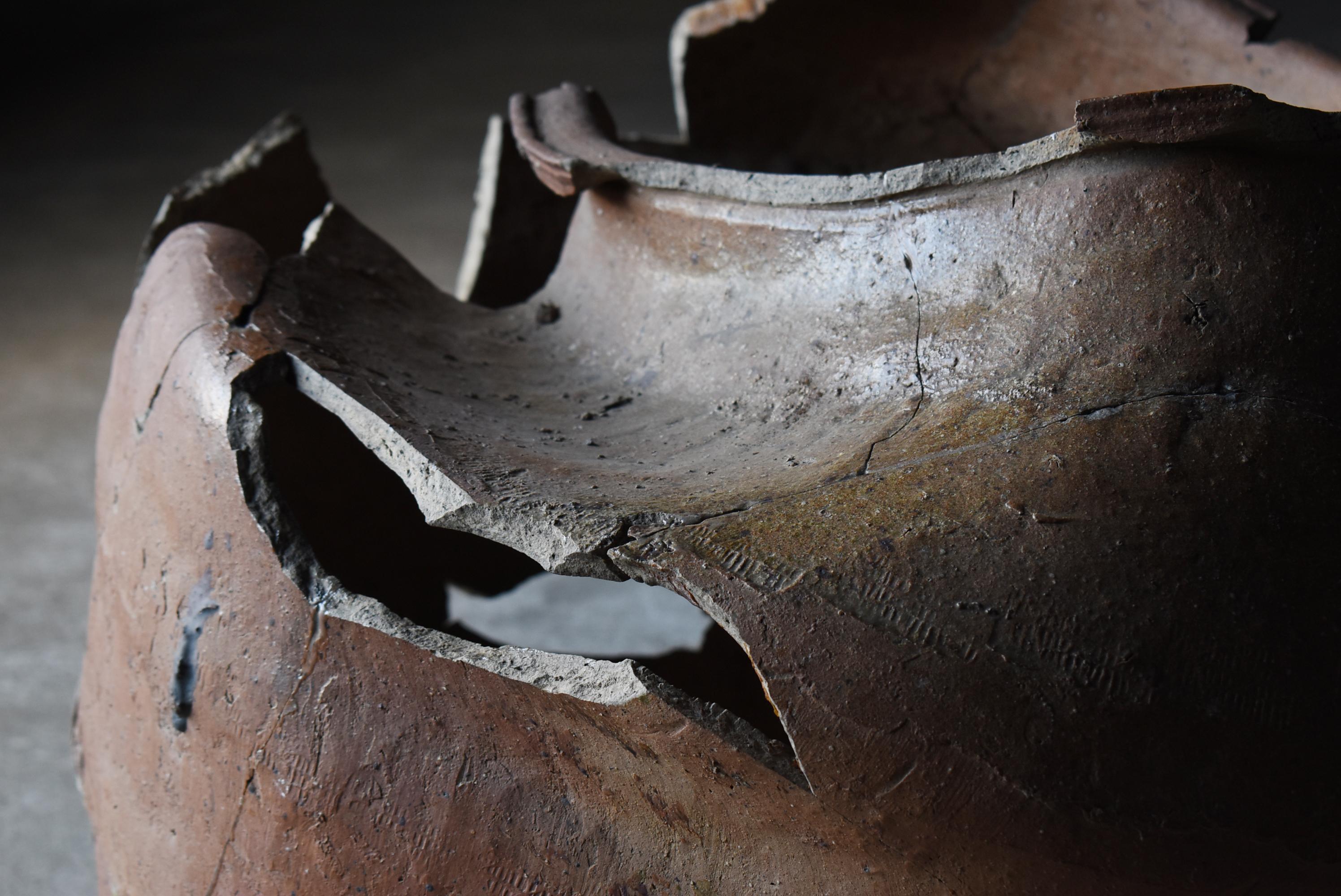 Antico vaso giapponese in ceramica 