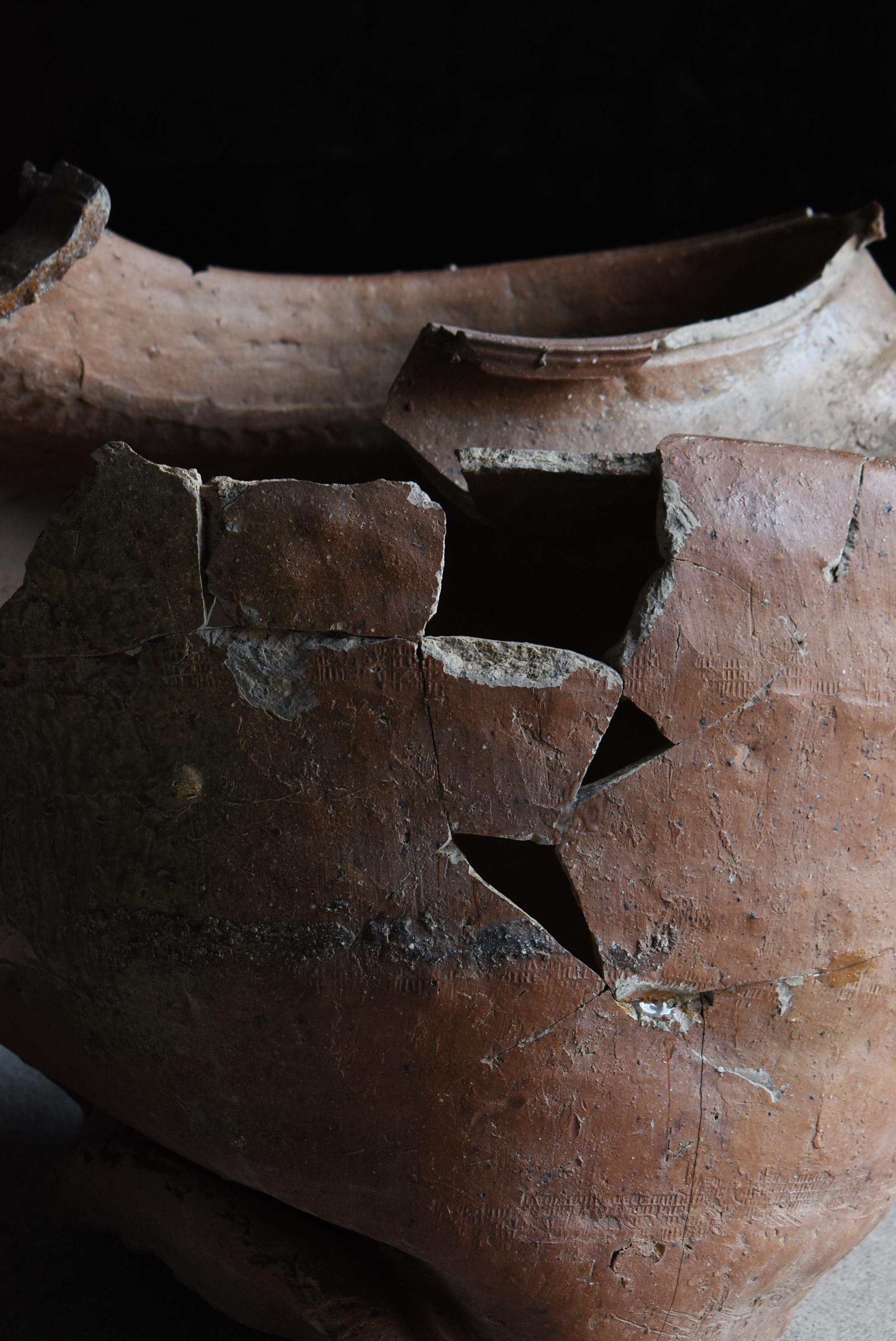 Antico vaso giapponese in ceramica 