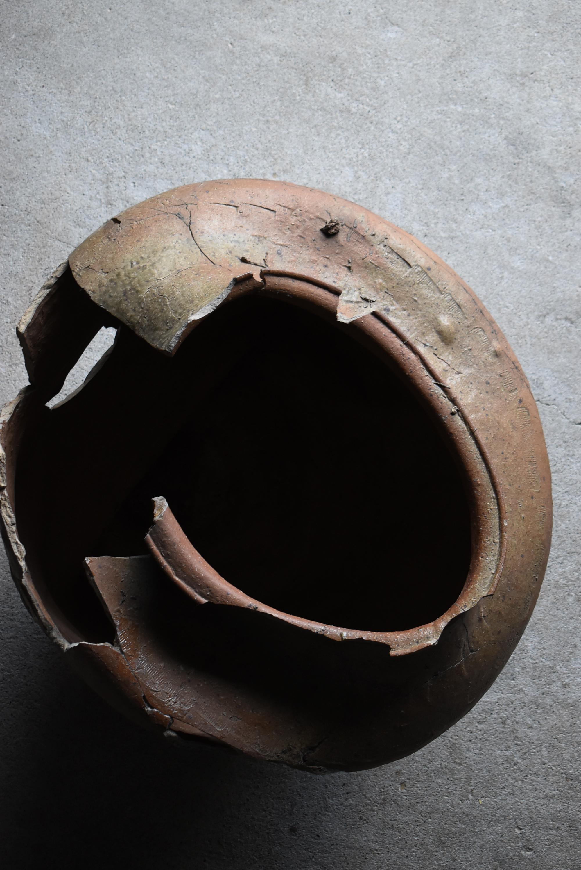 Antico vaso giapponese in ceramica 