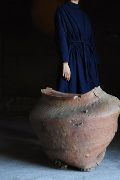 Vase japonais ancien en céramique "Yabure Tsubo" 13ème siècle / Wabi-Sabi