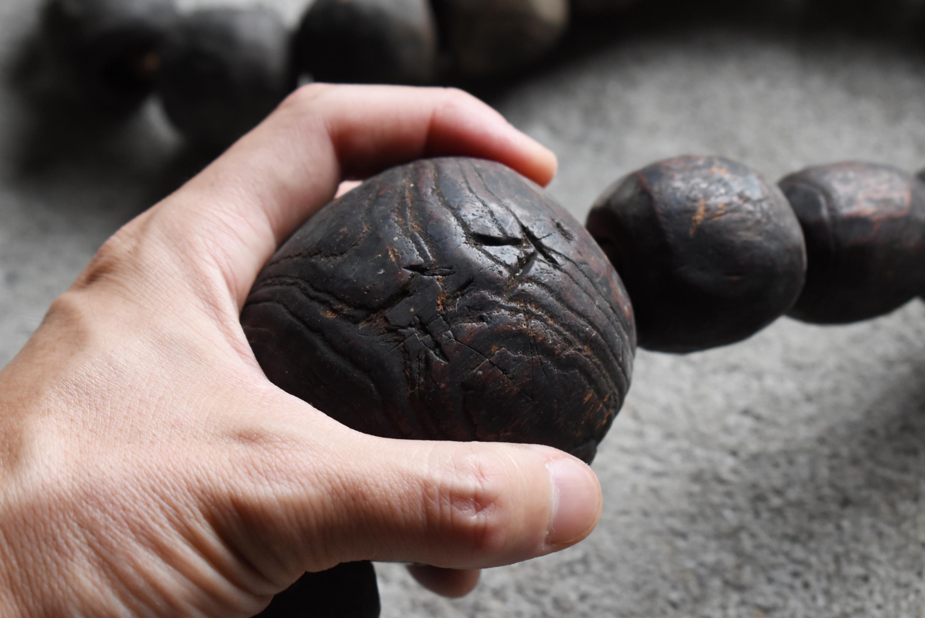 Perles de prière bouddhistes japonaises anciennes Hyakumanben 1830s-1844s / Zen Wabisabi en vente 7