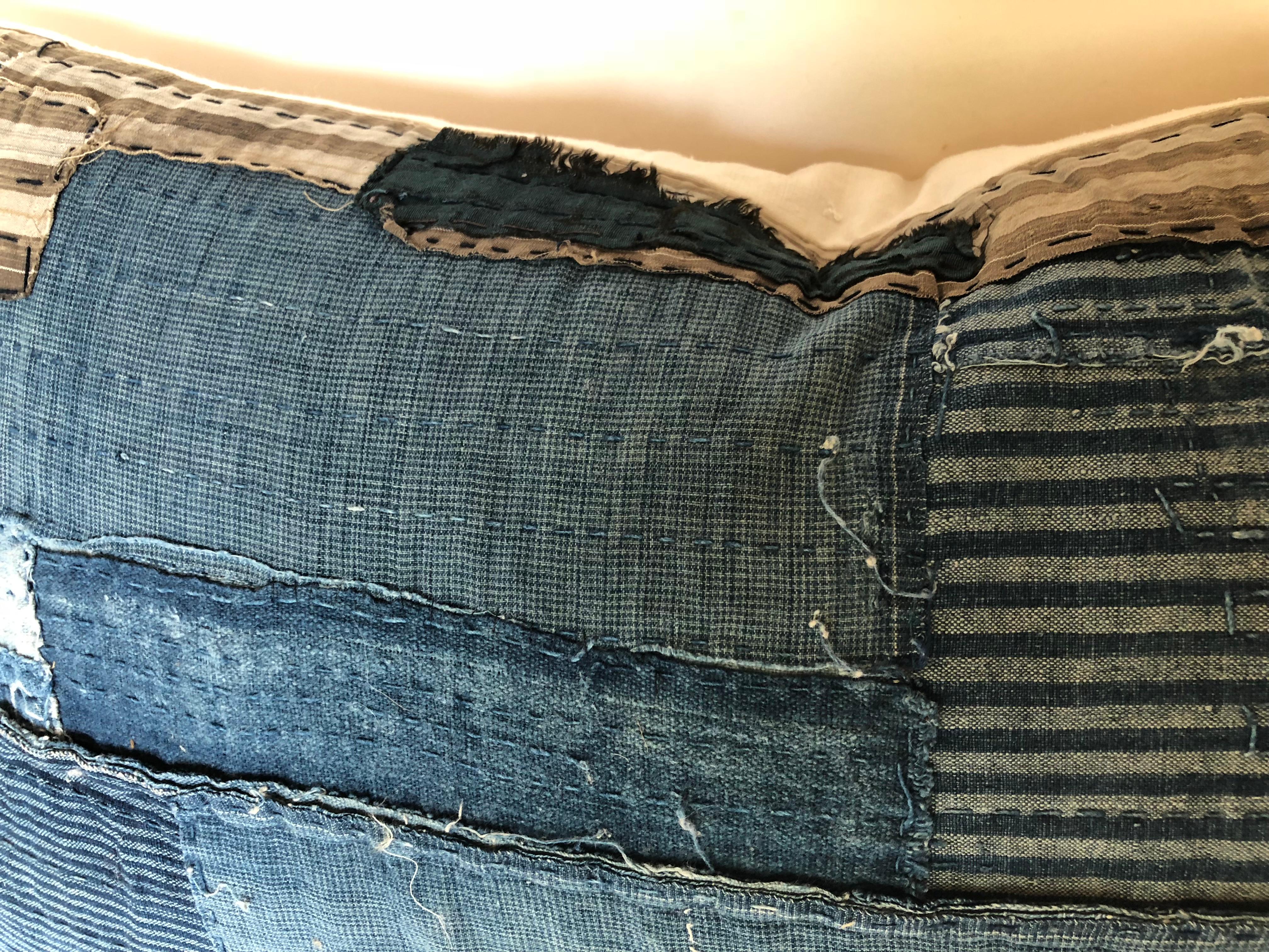 20th Century Japanese Antique Indigo Hand Loomed Cotton Boro Pillow with Sashiko Stitching For Sale